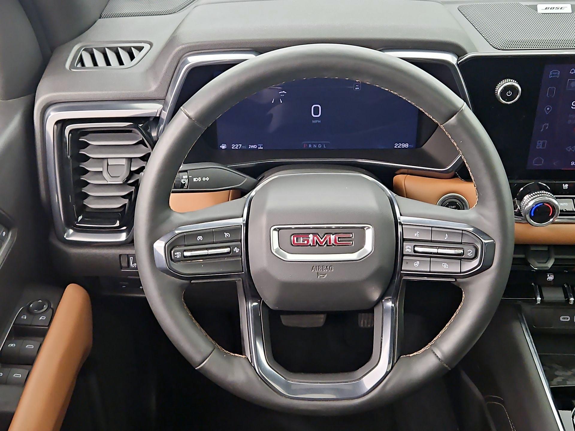 Thumbnail: 2024 GMC Canyon - 10