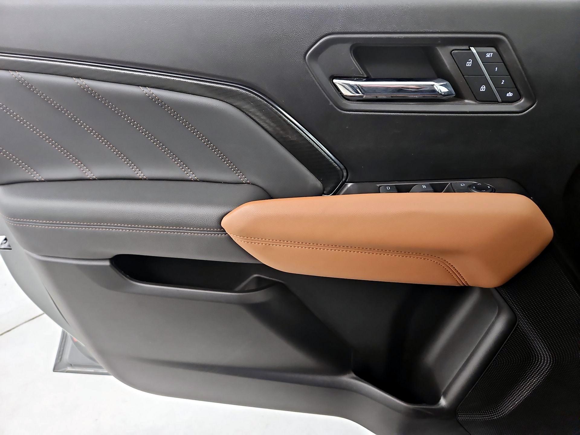 Thumbnail: 2024 GMC Canyon - 12