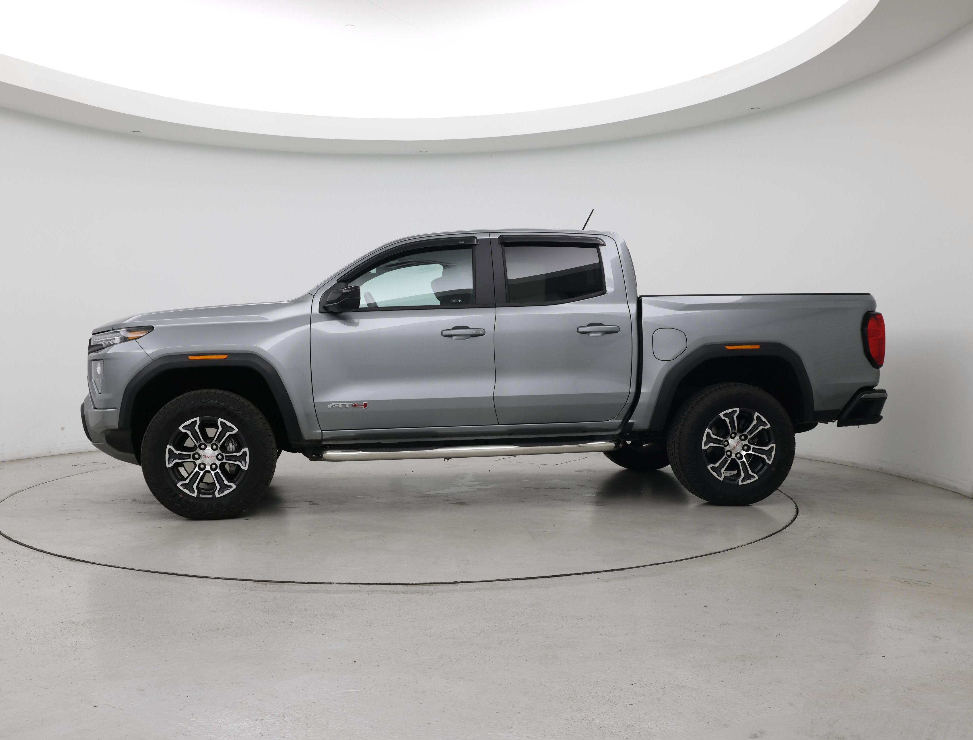 Thumbnail: 2024 GMC Canyon - 3