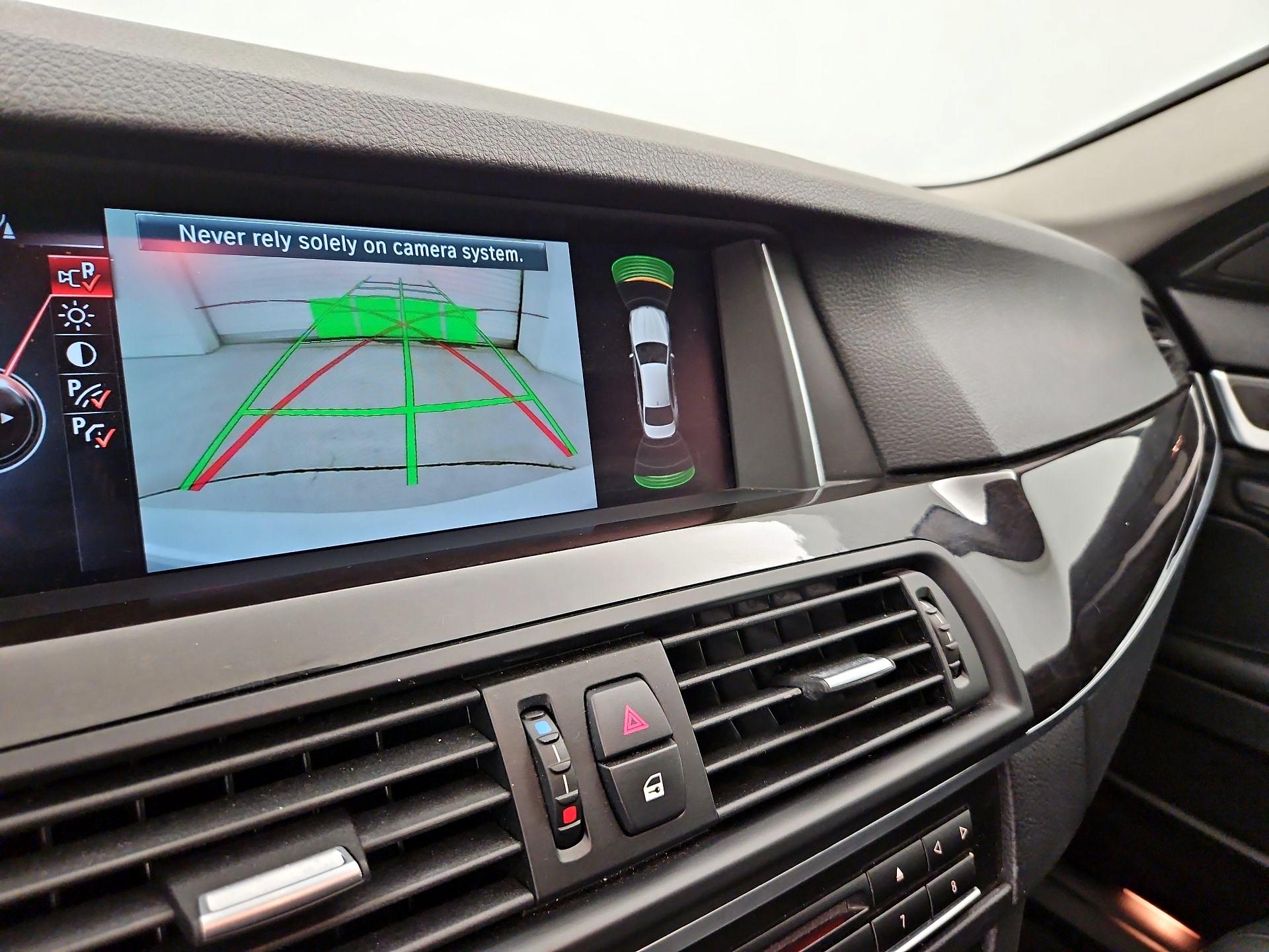 Thumbnail: 2015 BMW 5 Series - 14