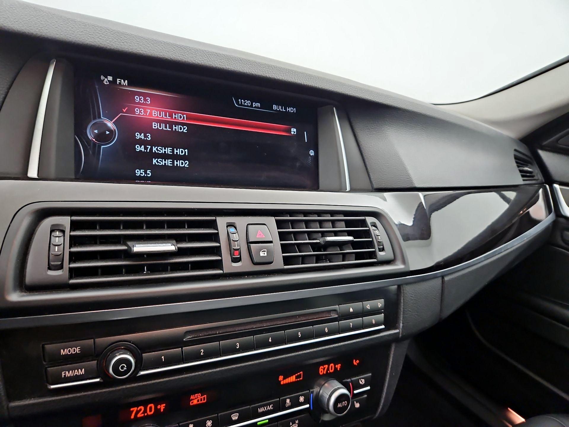 Thumbnail: 2015 BMW 5 Series - 15