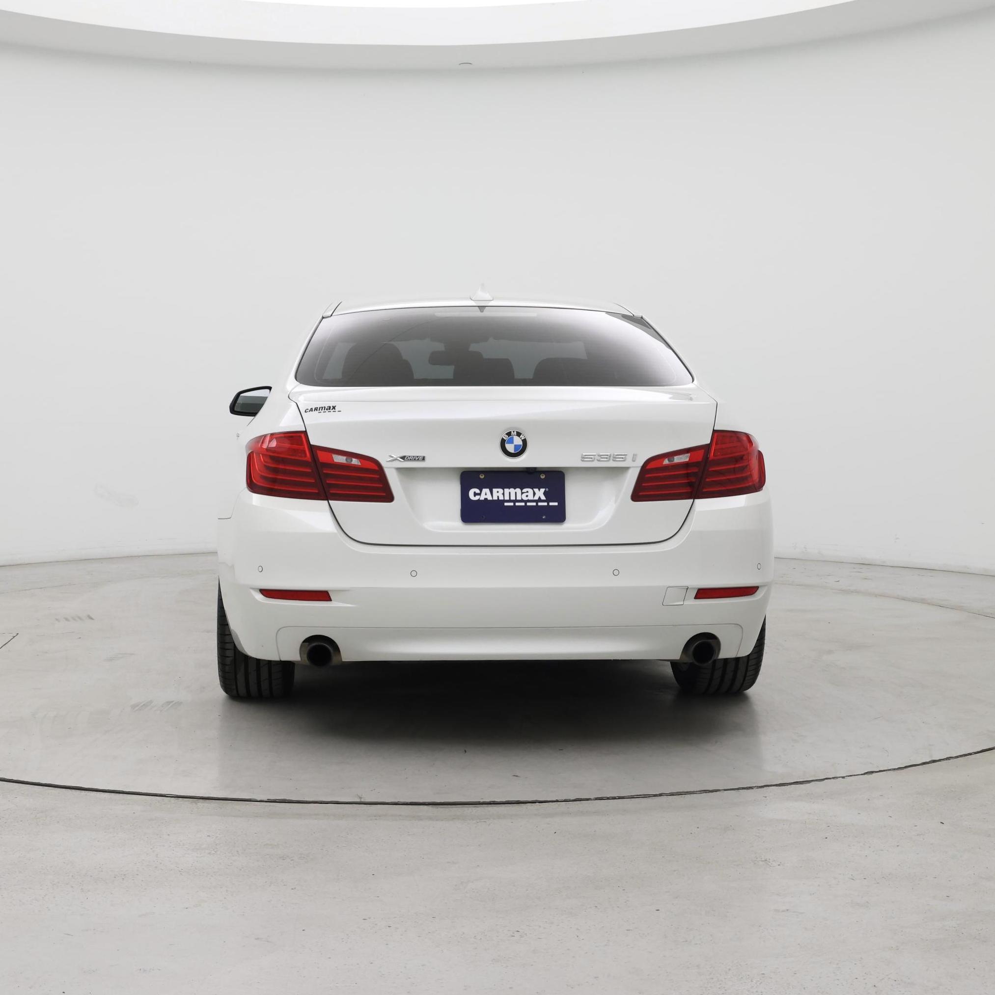 Thumbnail: 2015 BMW 5 Series - 6