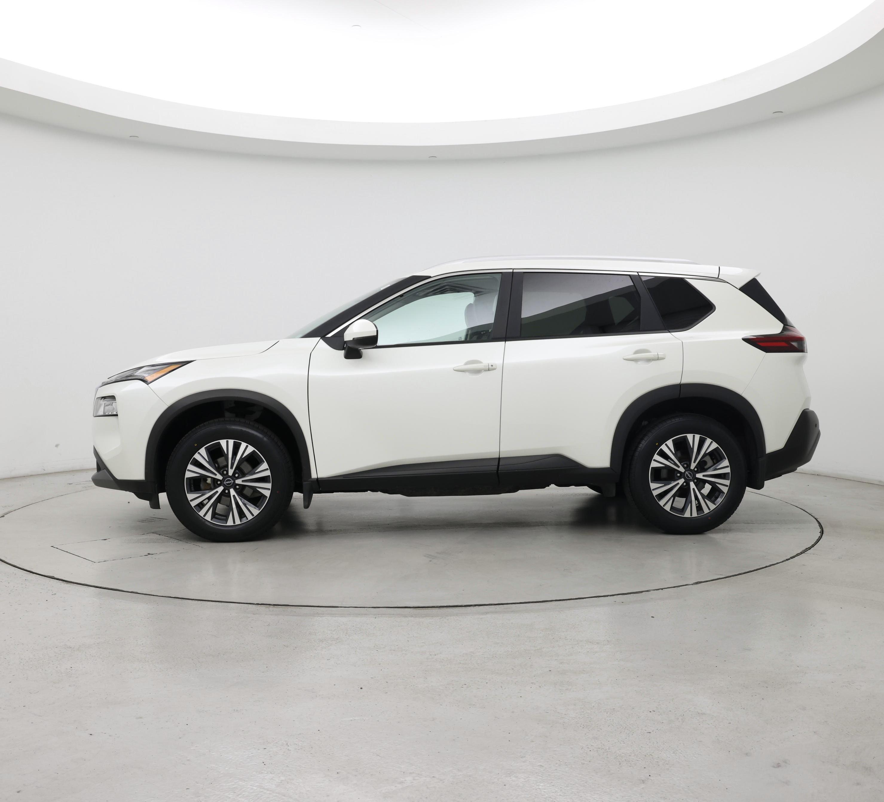 Thumbnail: 2023 Nissan Rogue - 3