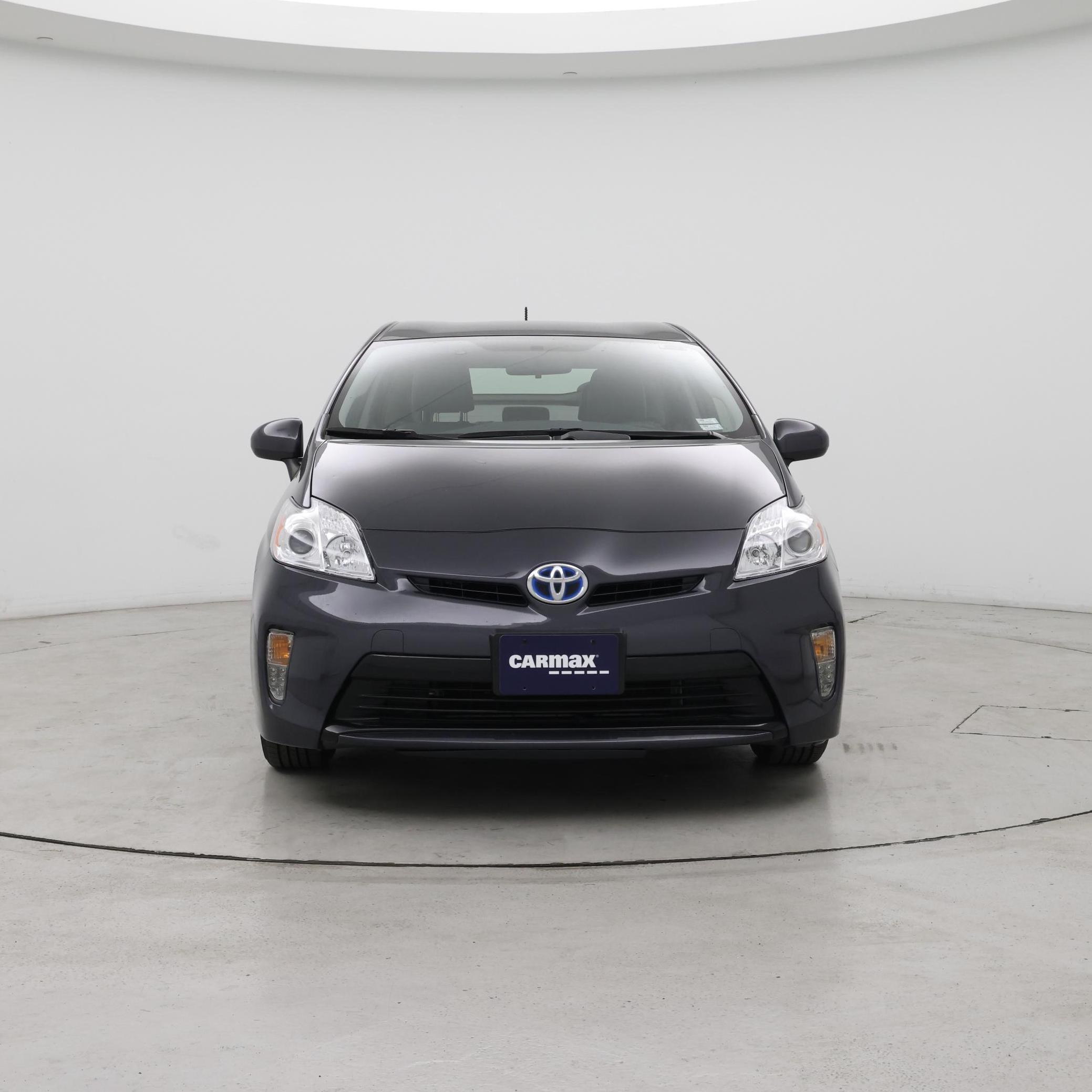 Thumbnail: 2015 Toyota Prius - 5