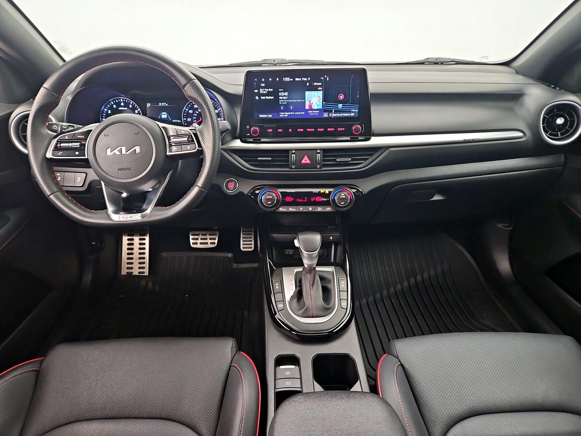 Thumbnail: 2023 Kia Forte - 9