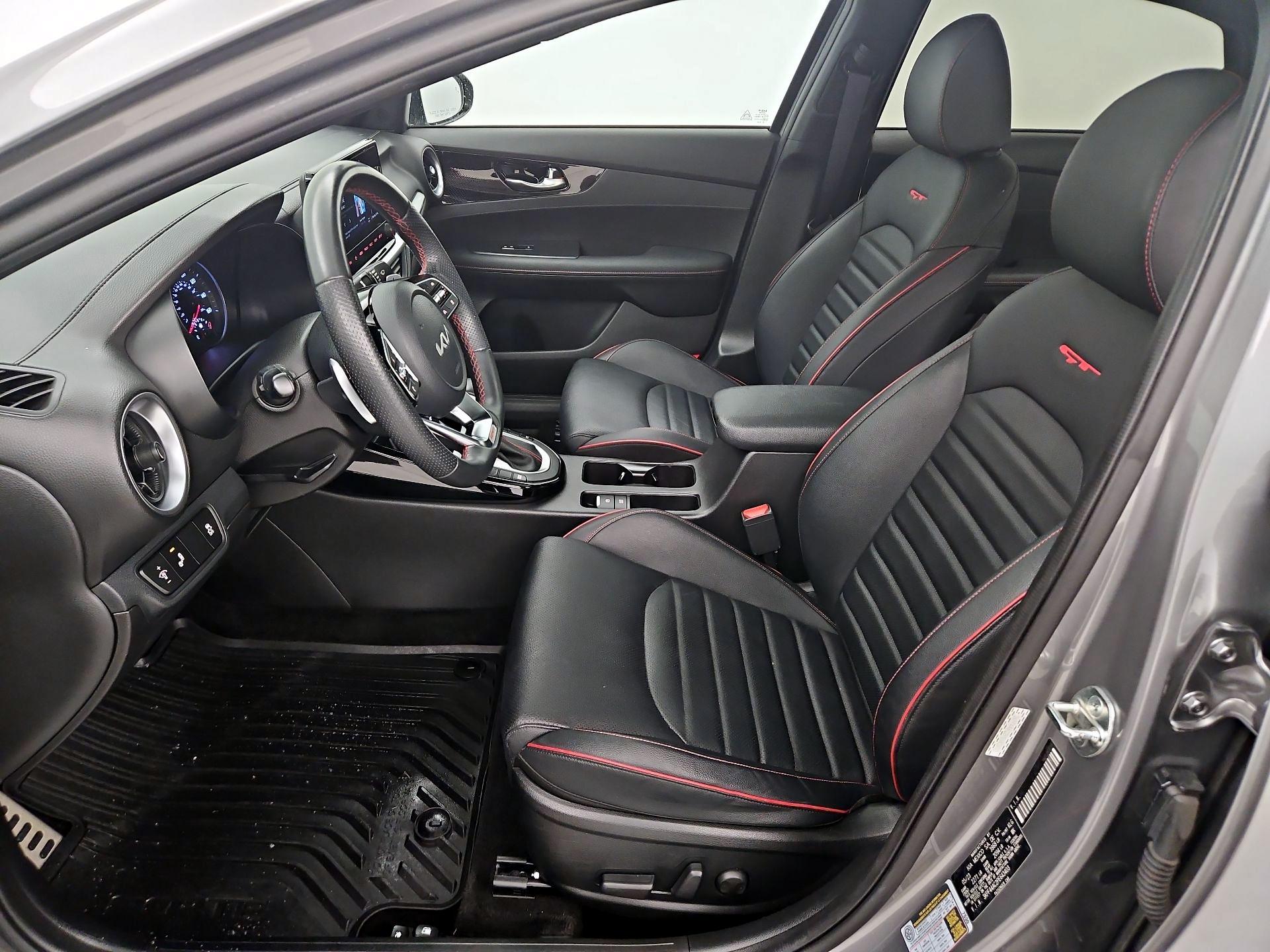 Thumbnail: 2023 Kia Forte - 11