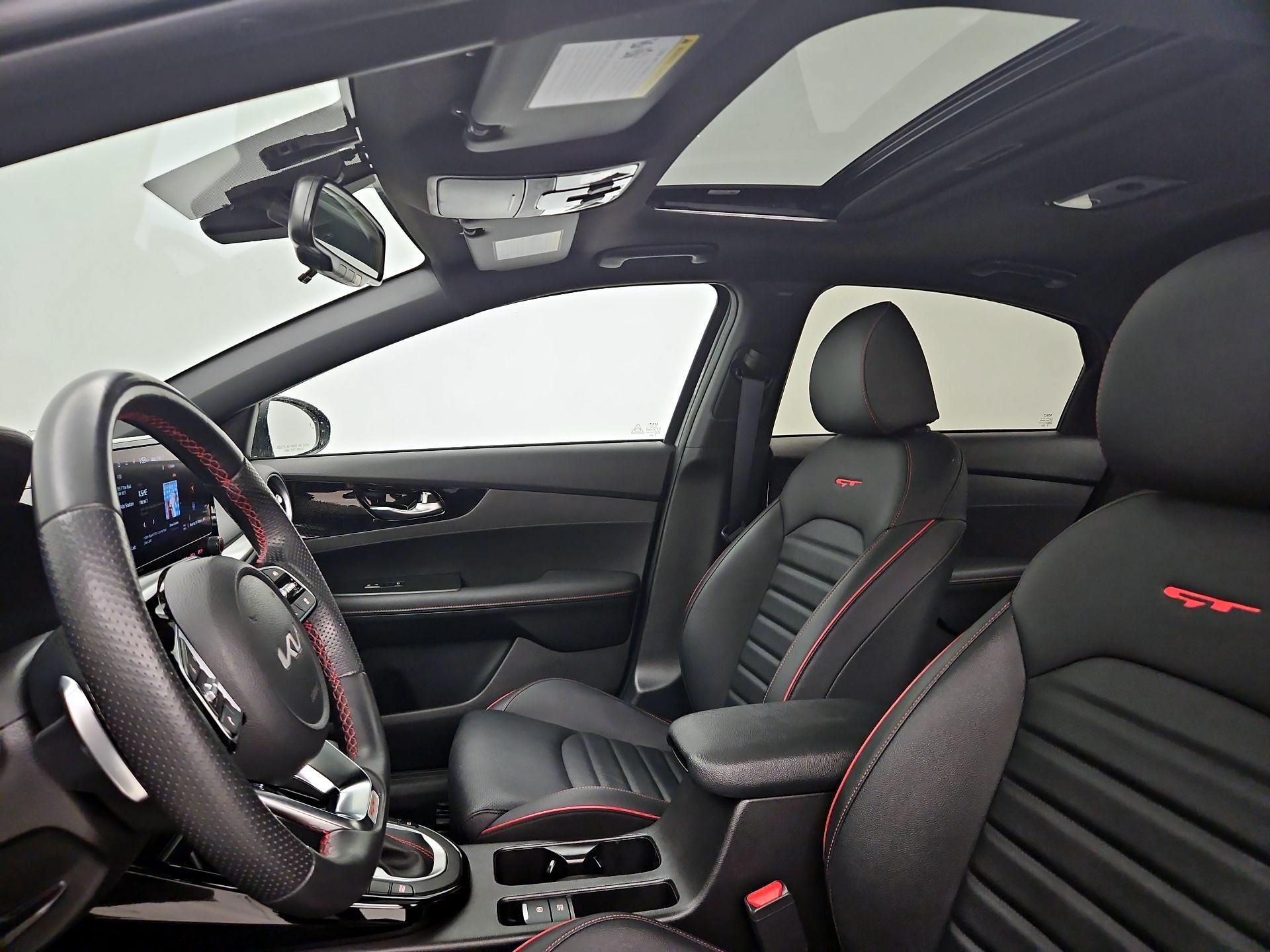 Thumbnail: 2023 Kia Forte - 20