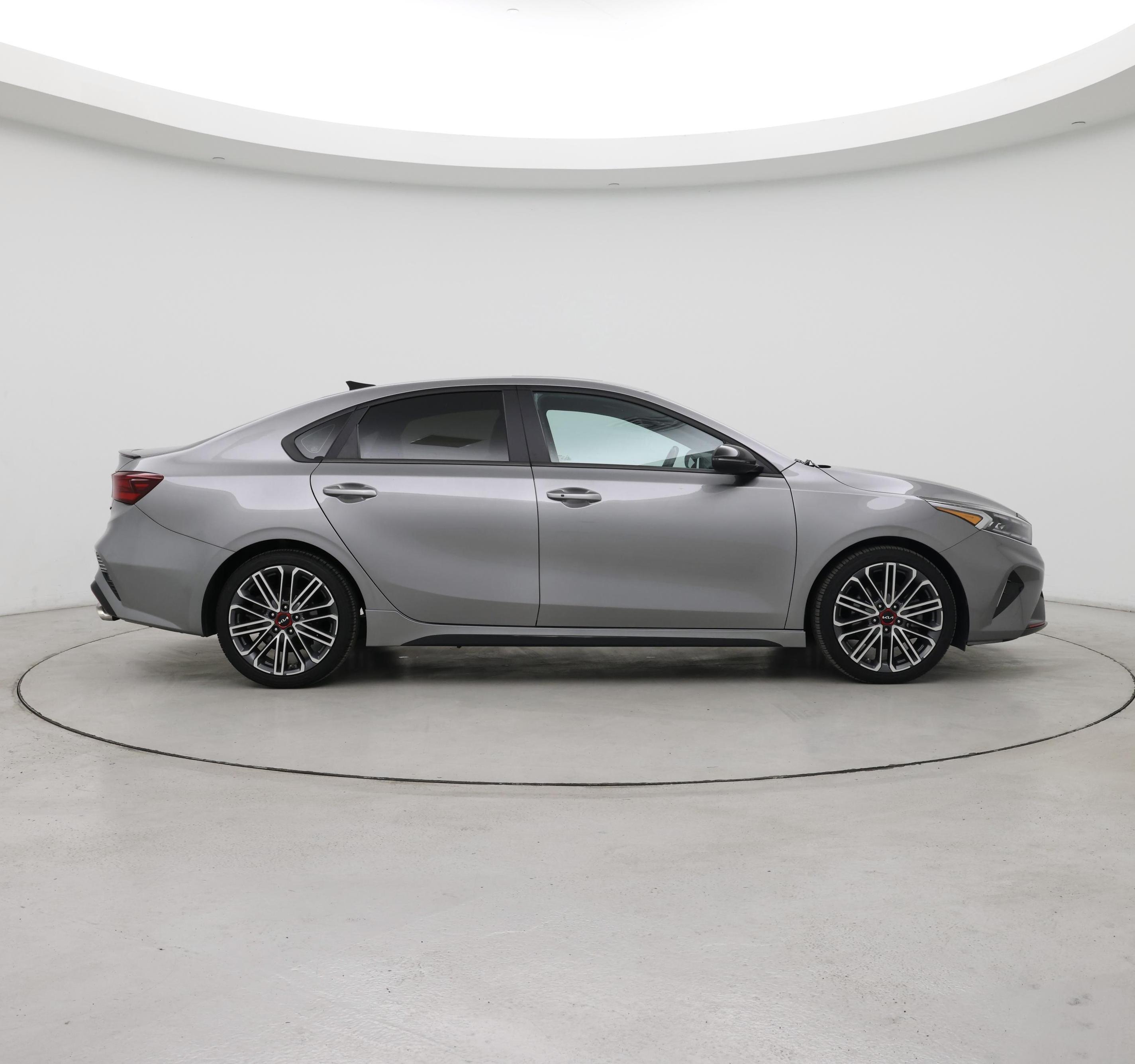 Thumbnail: 2023 Kia Forte - 7