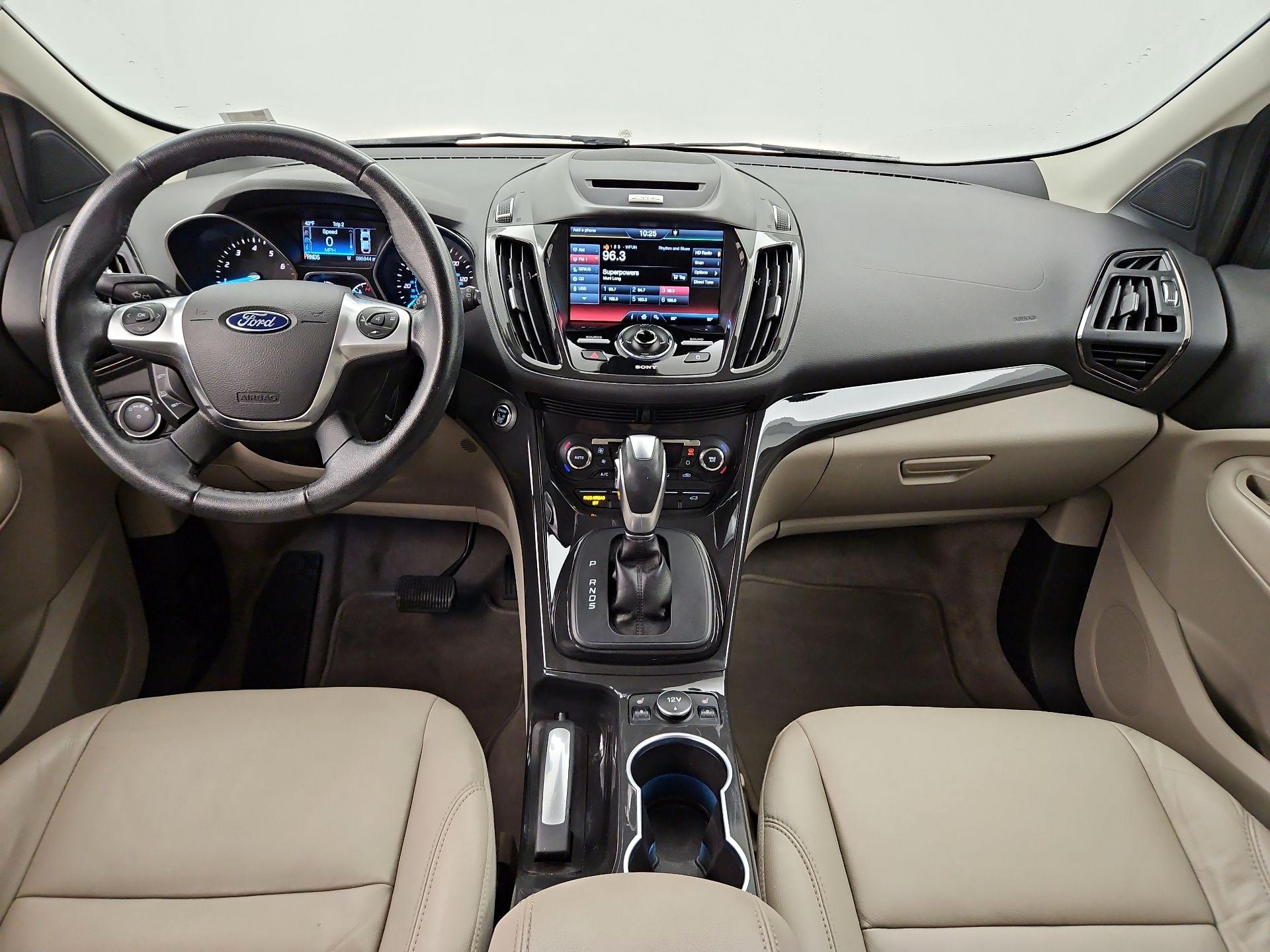 Thumbnail: 2015 Ford Escape - 9