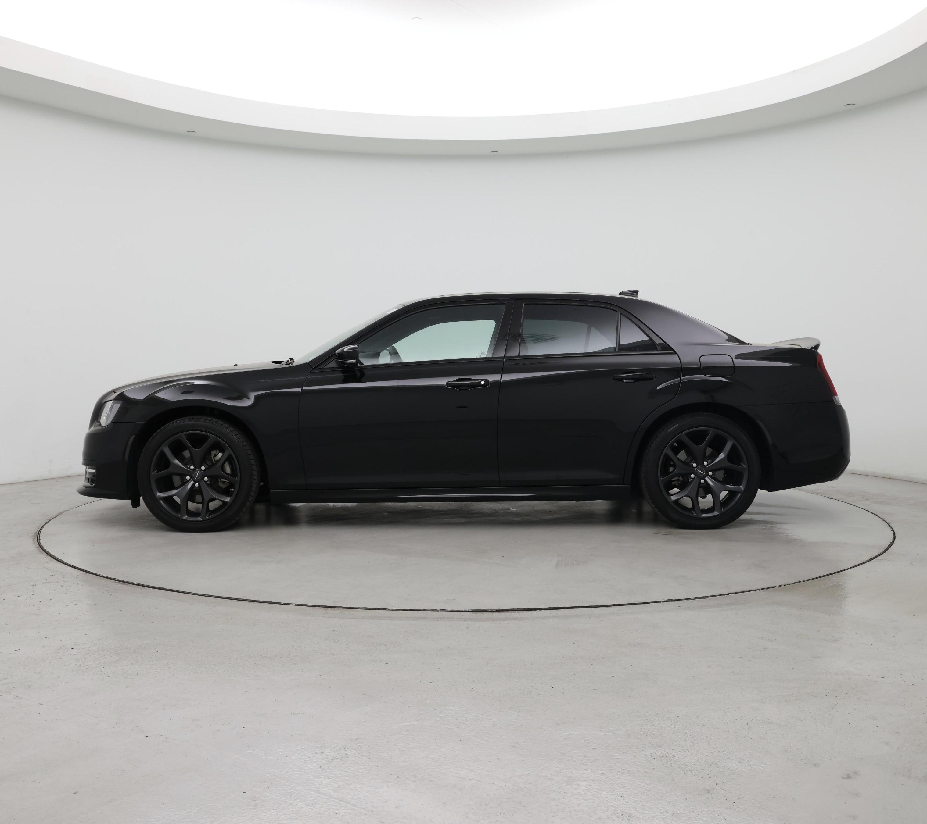 Thumbnail: 2023 Chrysler 300 - 3