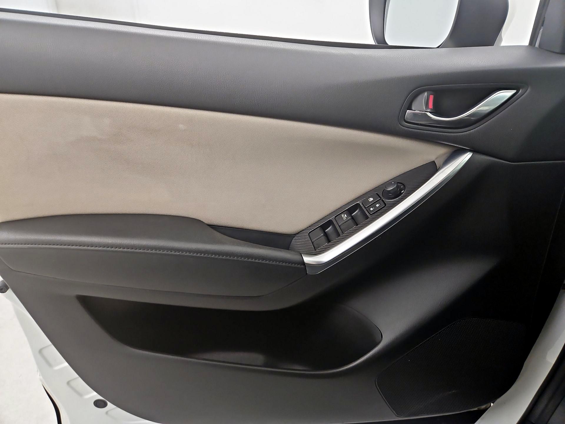 Thumbnail: 2016 Mazda CX-5 - 12