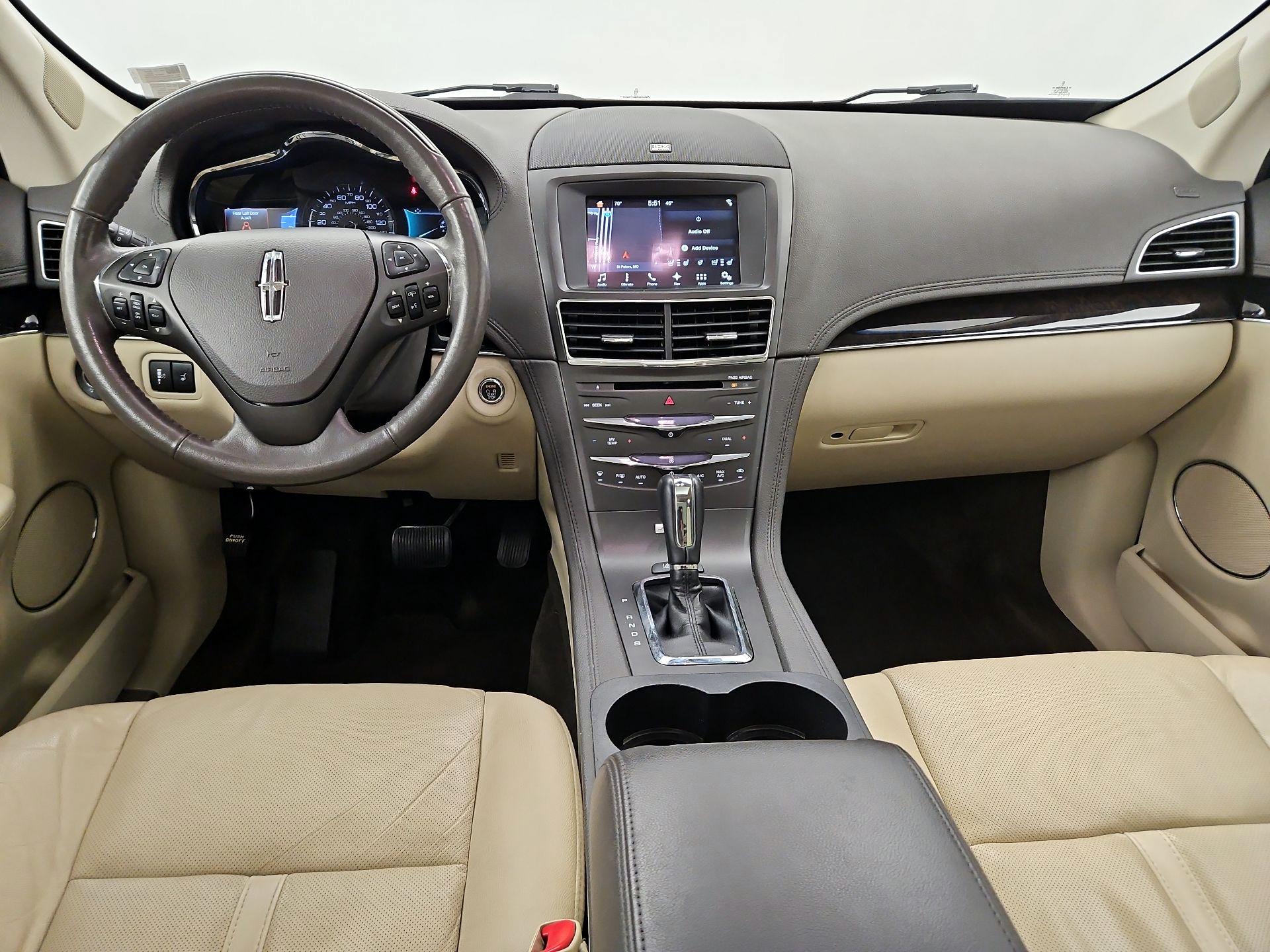 Thumbnail: 2016 Lincoln MKT - 9