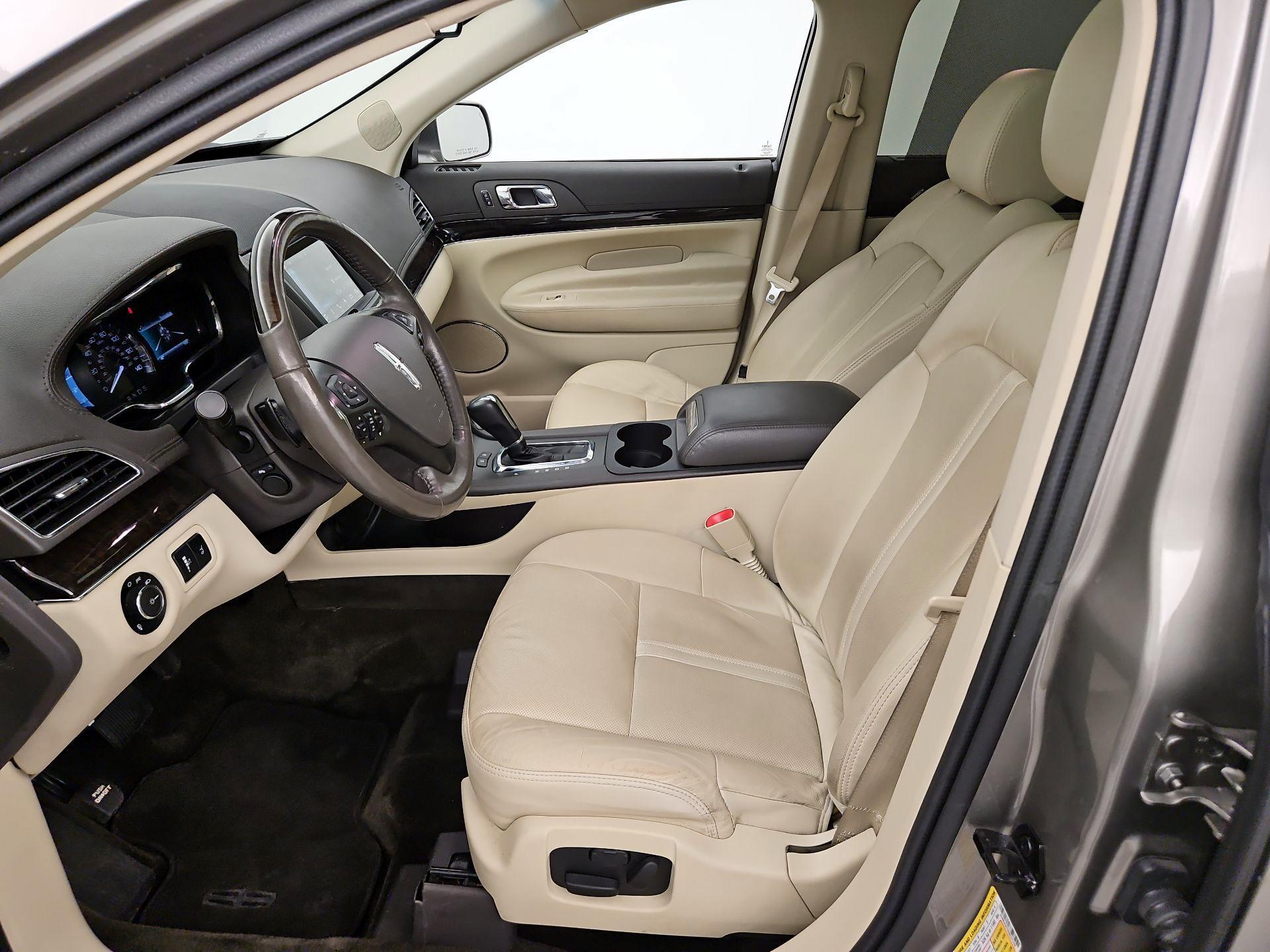 Thumbnail: 2016 Lincoln MKT - 11