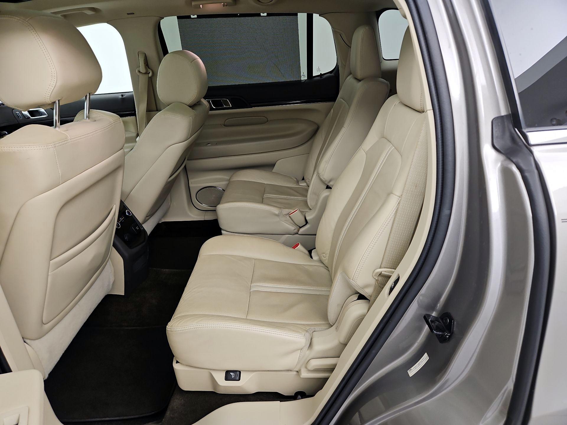 Thumbnail: 2016 Lincoln MKT - 19