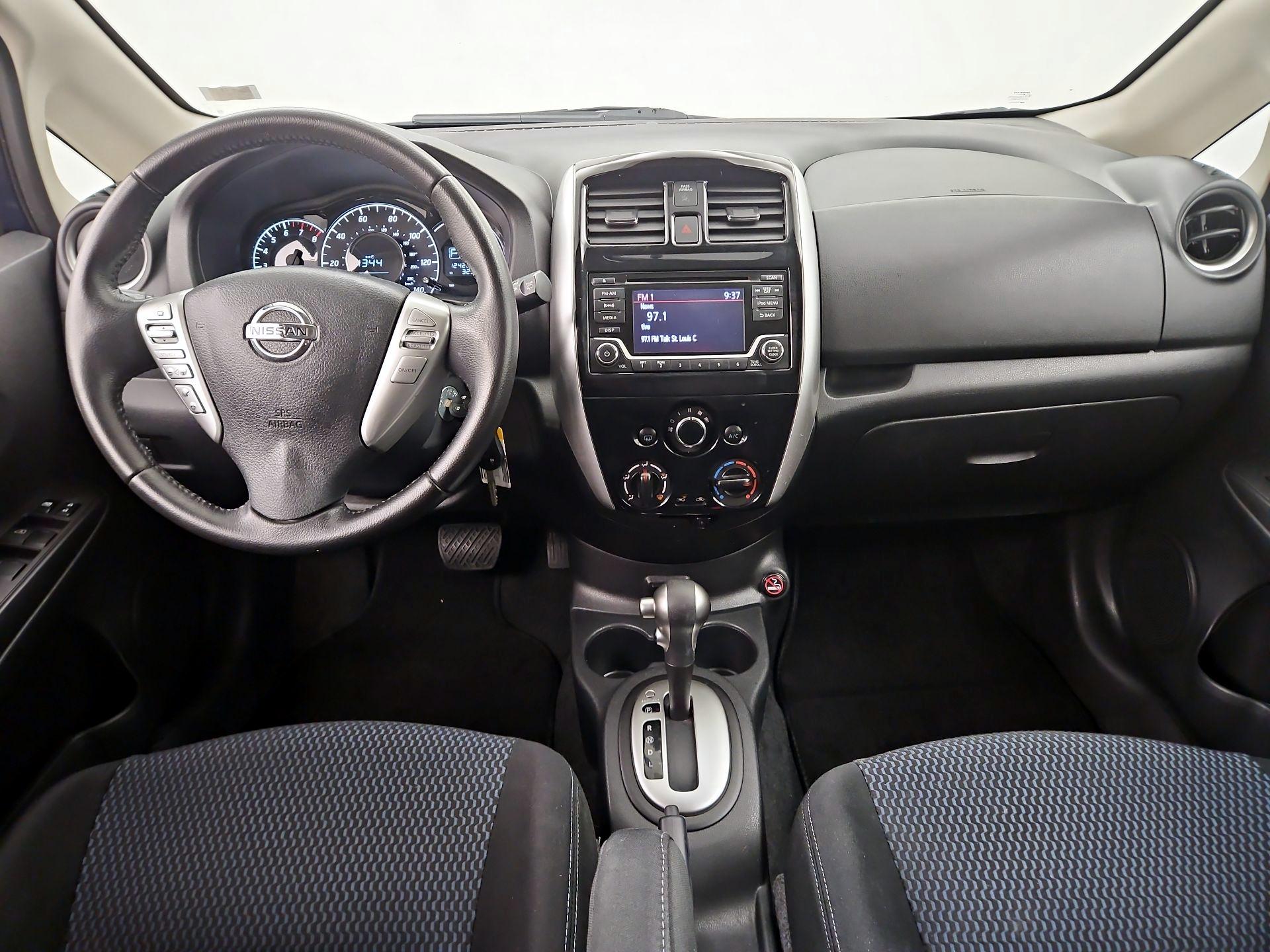 Thumbnail: 2017 Nissan Versa Note - 9