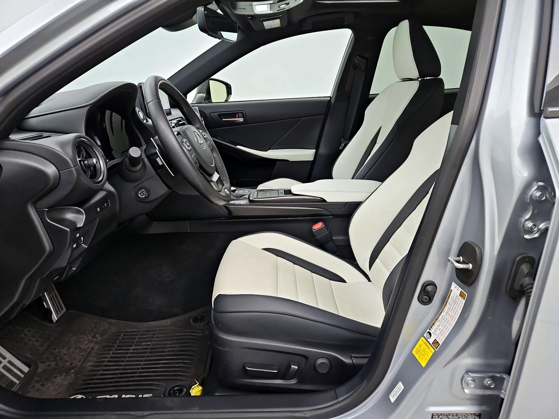 Thumbnail: 2025 Lexus IS - 11