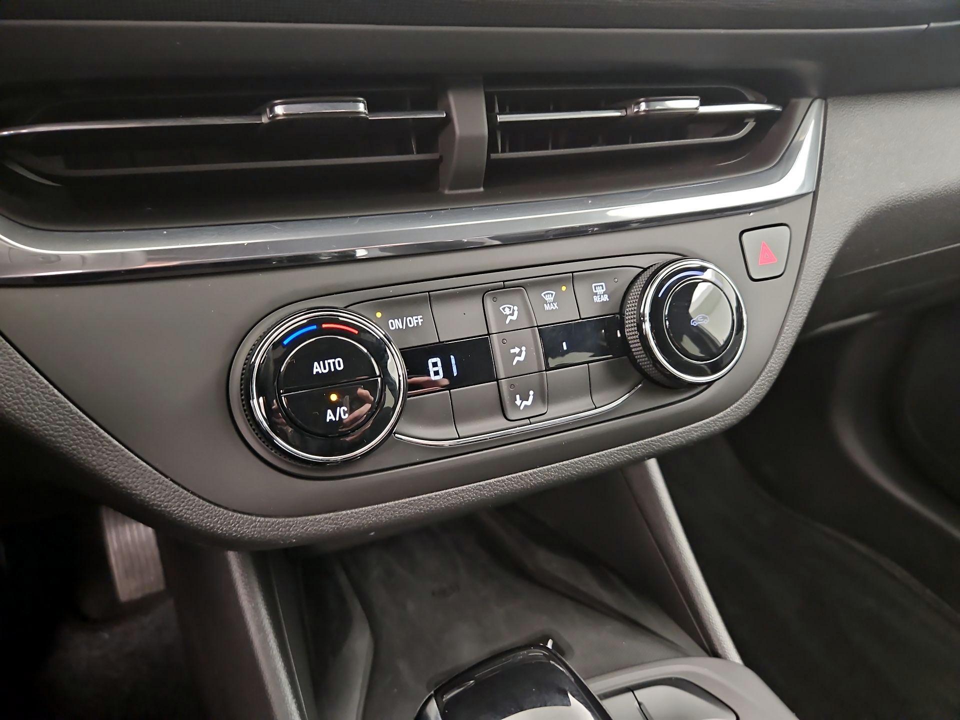 Thumbnail: 2024 Buick Envista - 16