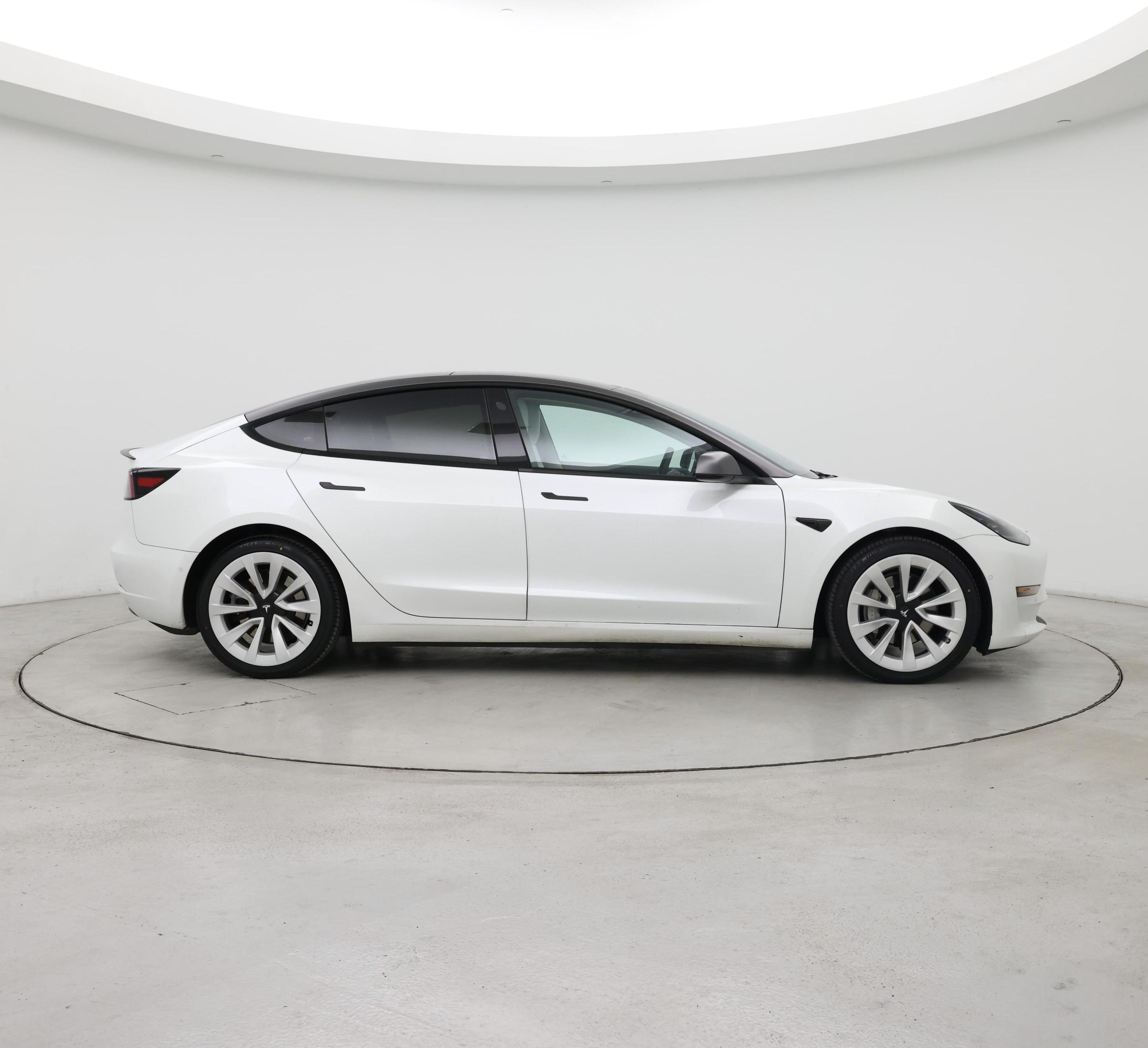 Thumbnail: 2022 Tesla Model 3 - 7