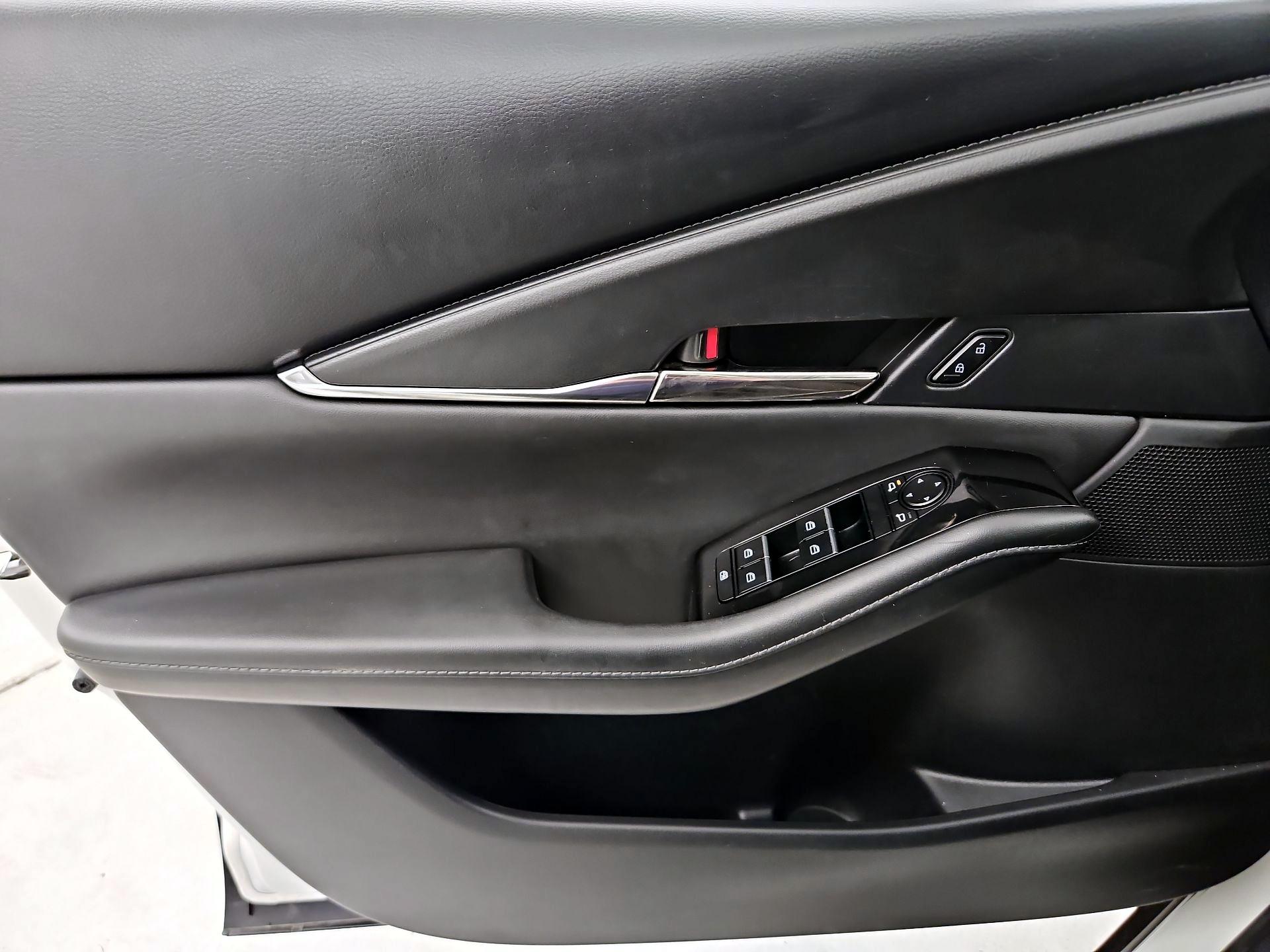 Thumbnail: 2022 Mazda CX-30 - 12