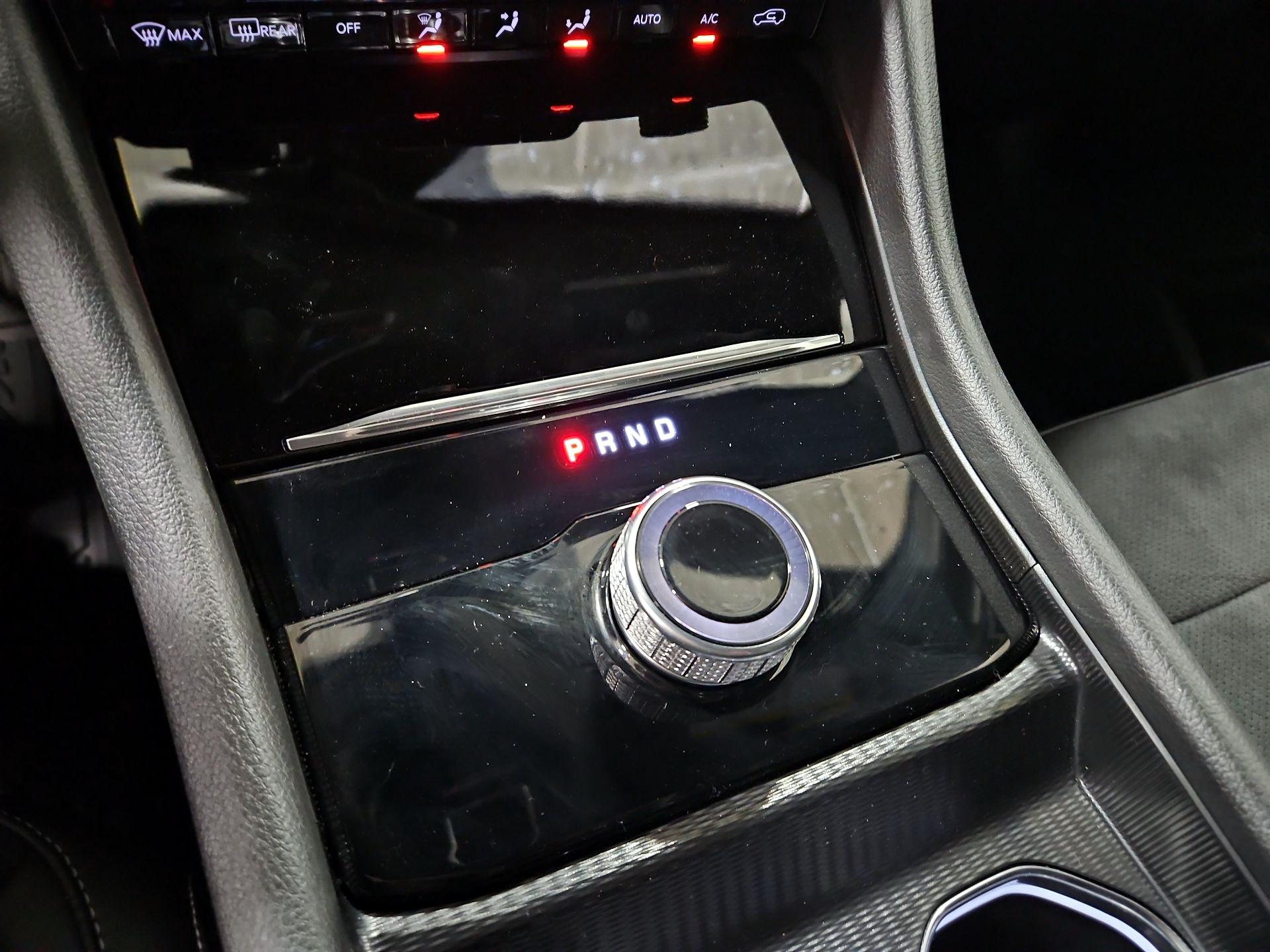 Thumbnail: 2025 Jeep Grand Cherokee - 17