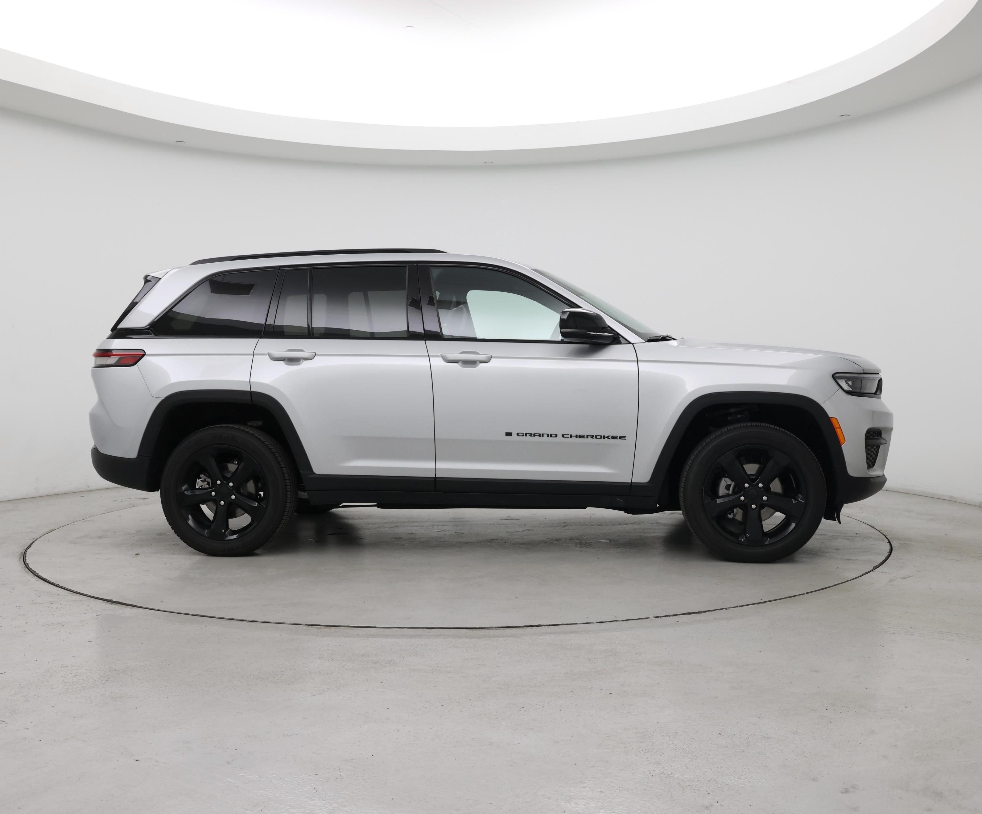Thumbnail: 2025 Jeep Grand Cherokee - 7