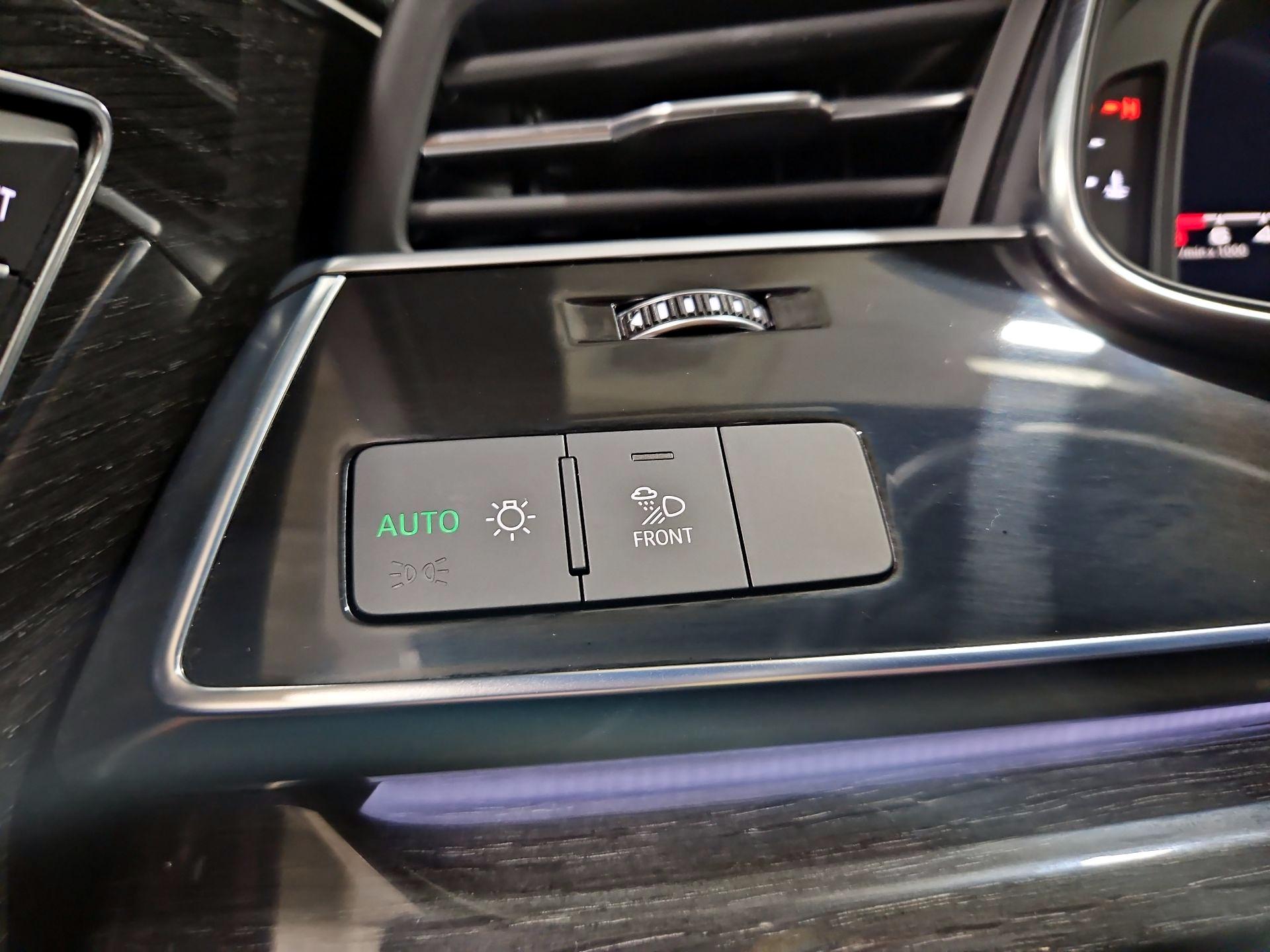 Thumbnail: 2021 Audi Q7 - 13