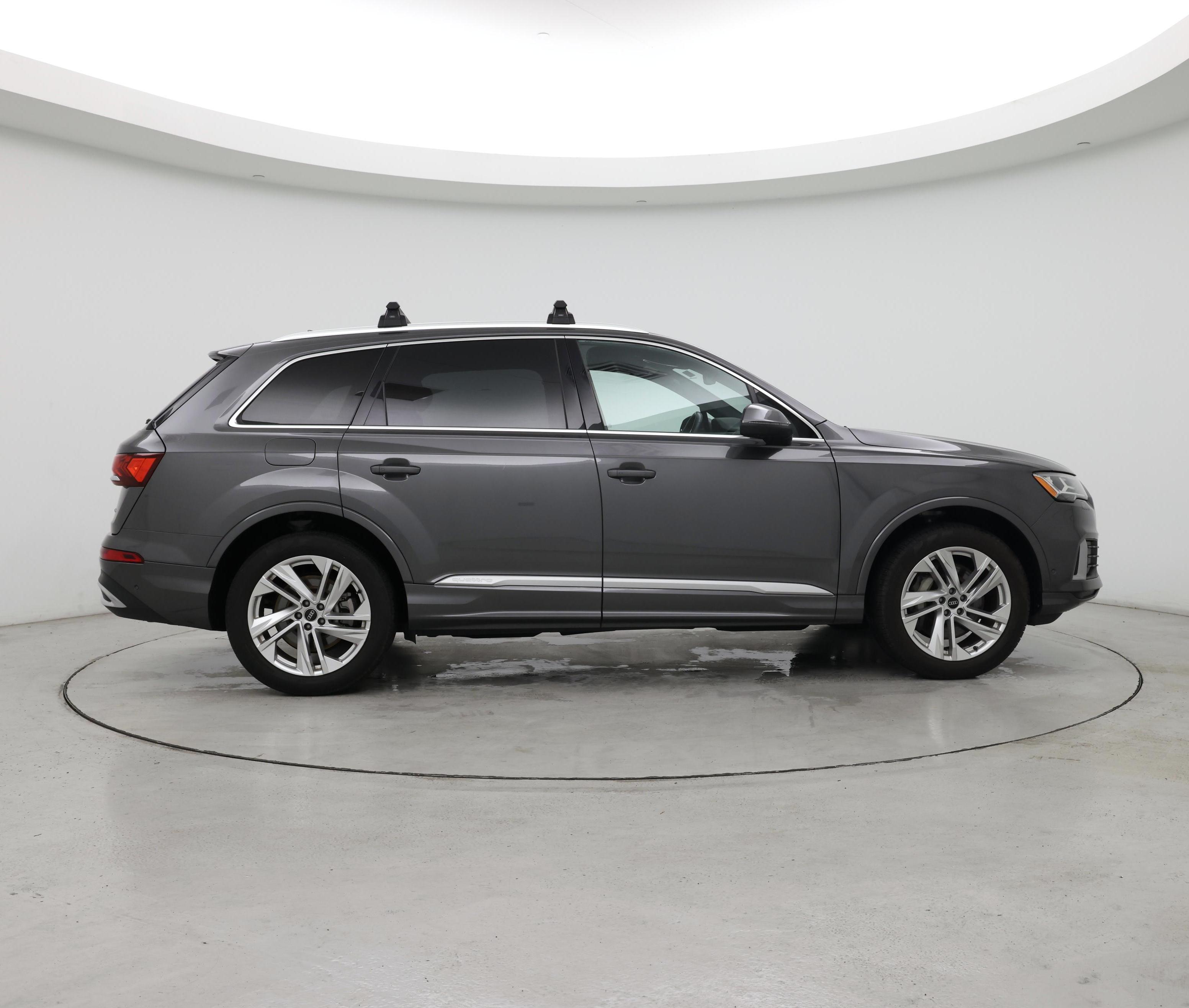 Thumbnail: 2021 Audi Q7 - 7