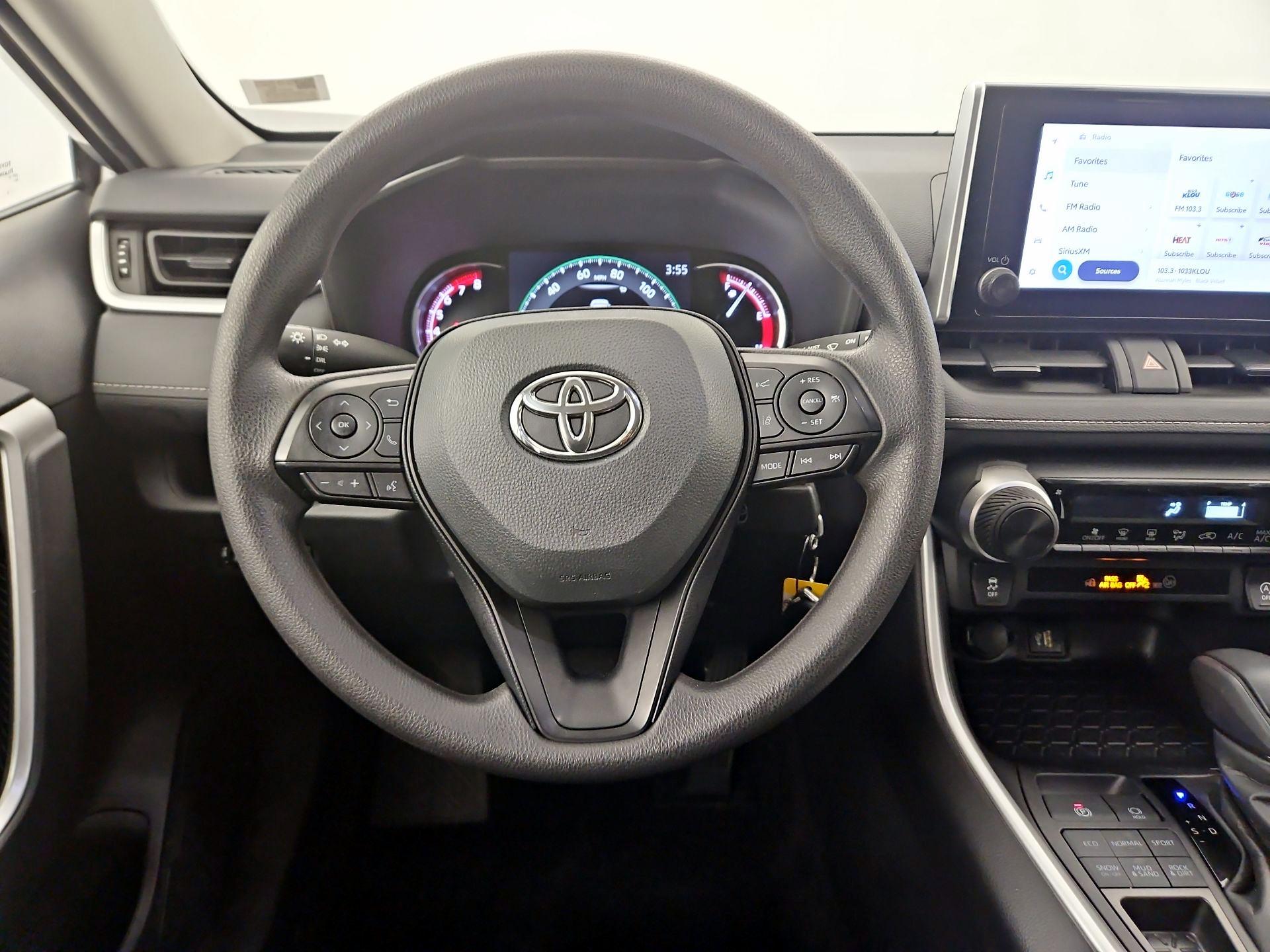 Thumbnail: 2024 Toyota RAV4 - 10