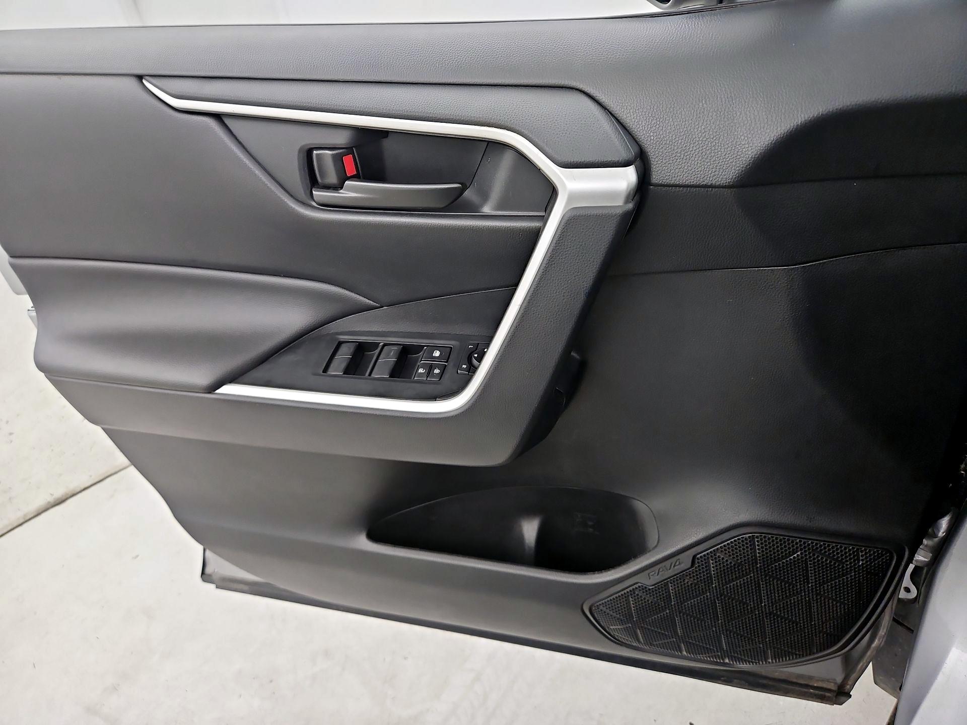 Thumbnail: 2024 Toyota RAV4 - 12