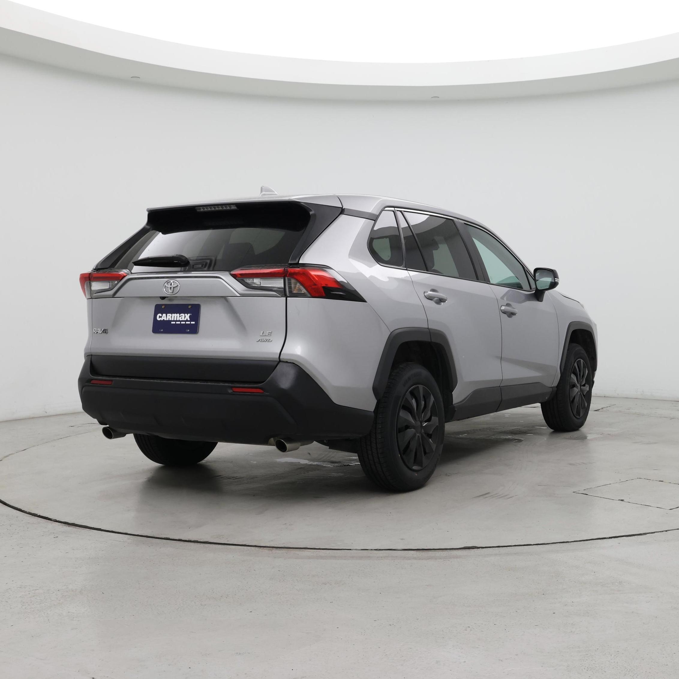 Thumbnail: 2024 Toyota RAV4 - 8