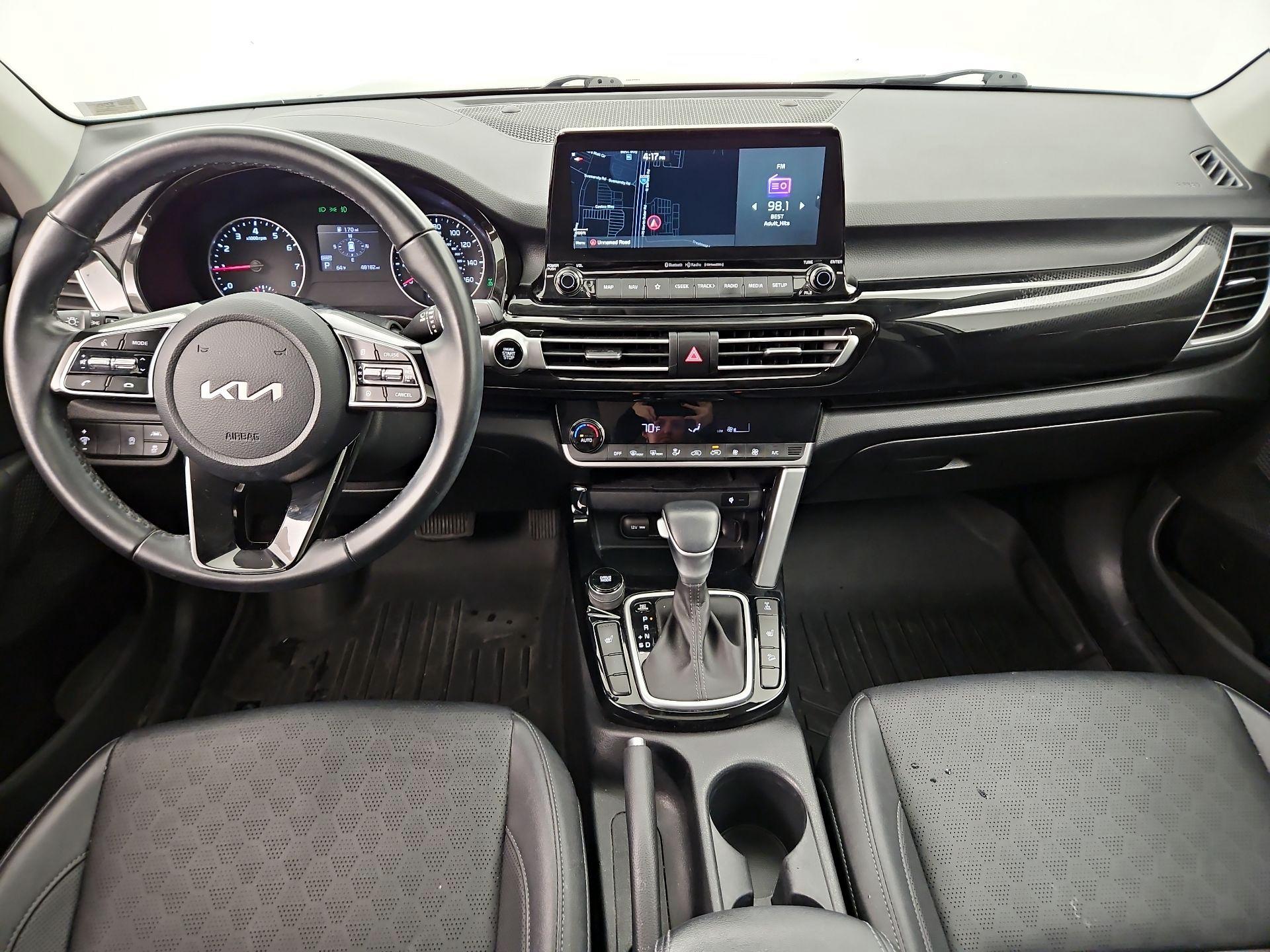 Thumbnail: 2022 Kia Seltos - 9