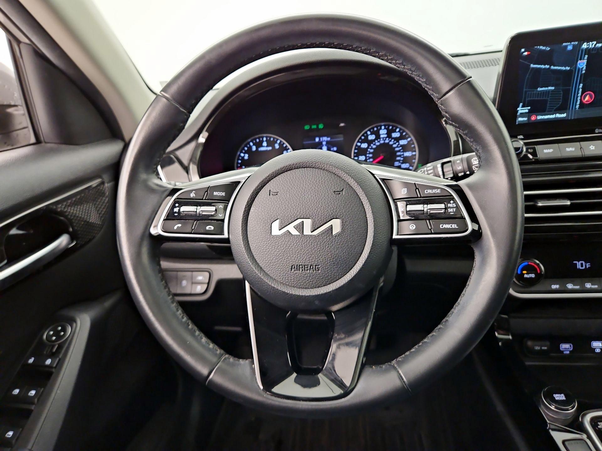 Thumbnail: 2022 Kia Seltos - 10