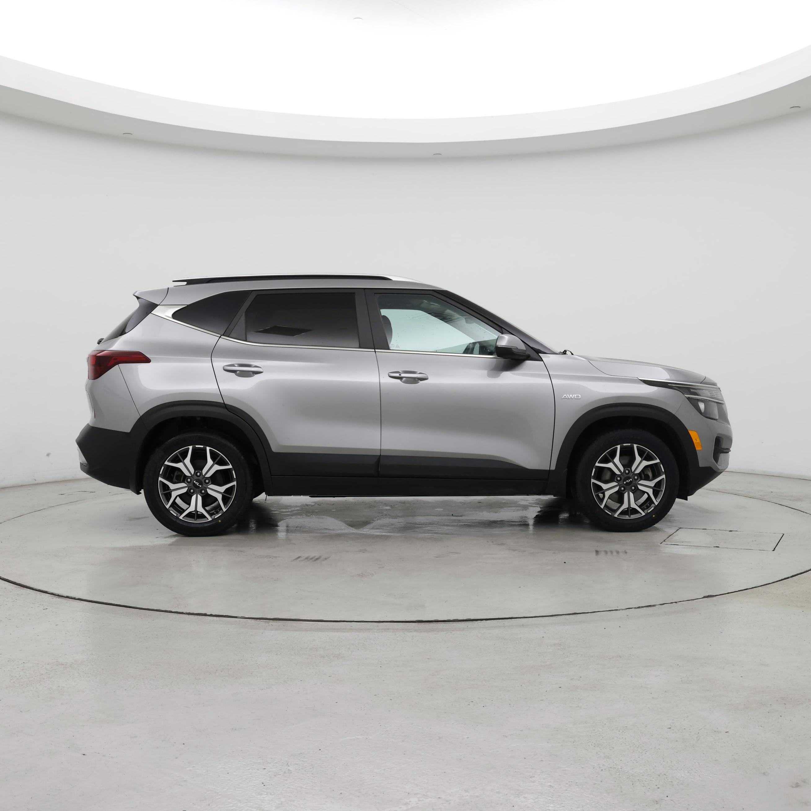 Thumbnail: 2022 Kia Seltos - 7