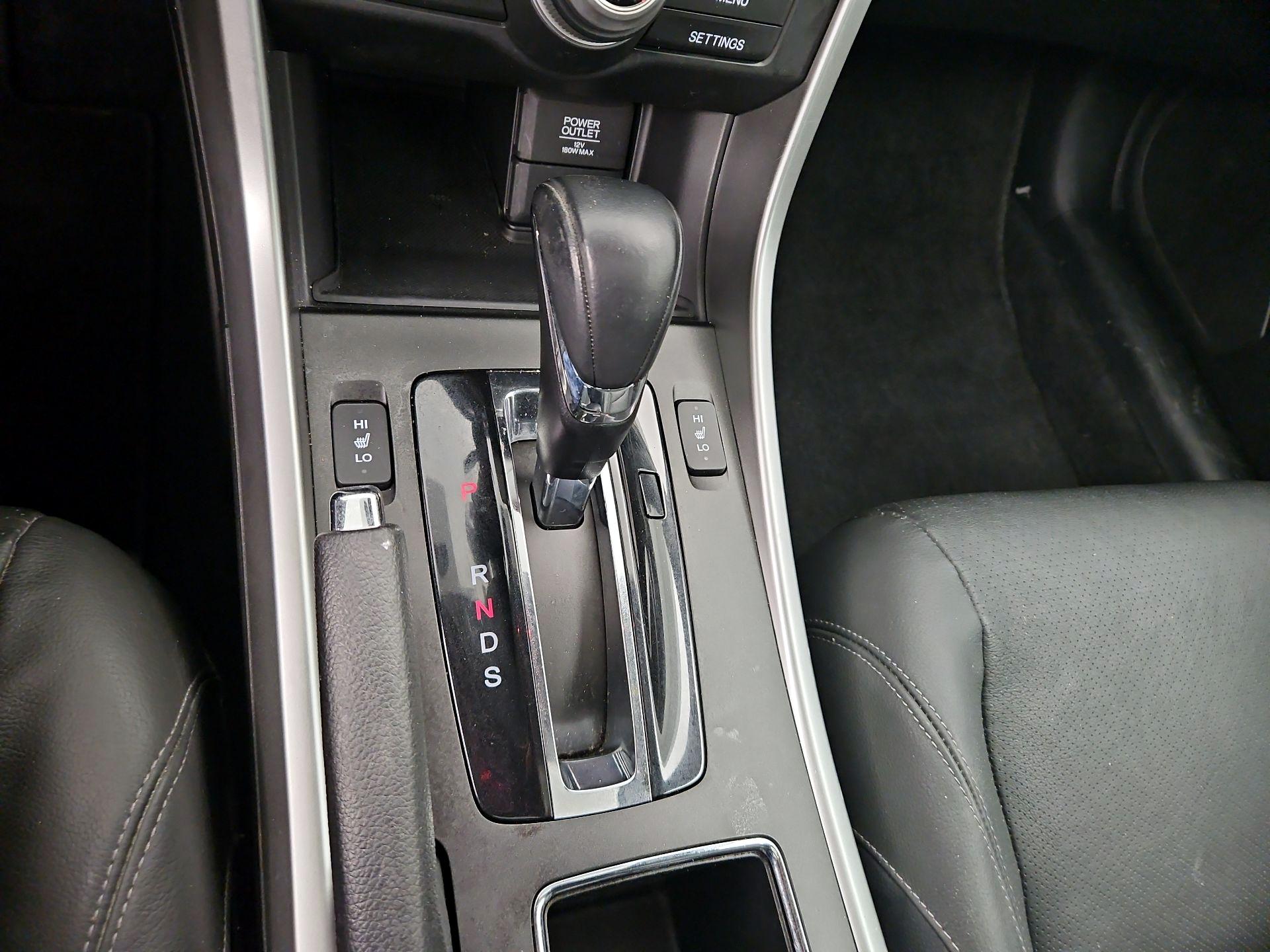 Thumbnail: 2015 Honda Accord - 18