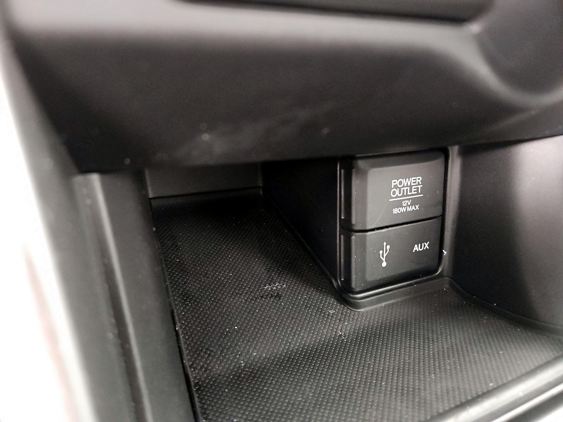 Thumbnail: 2015 Honda Accord - 19