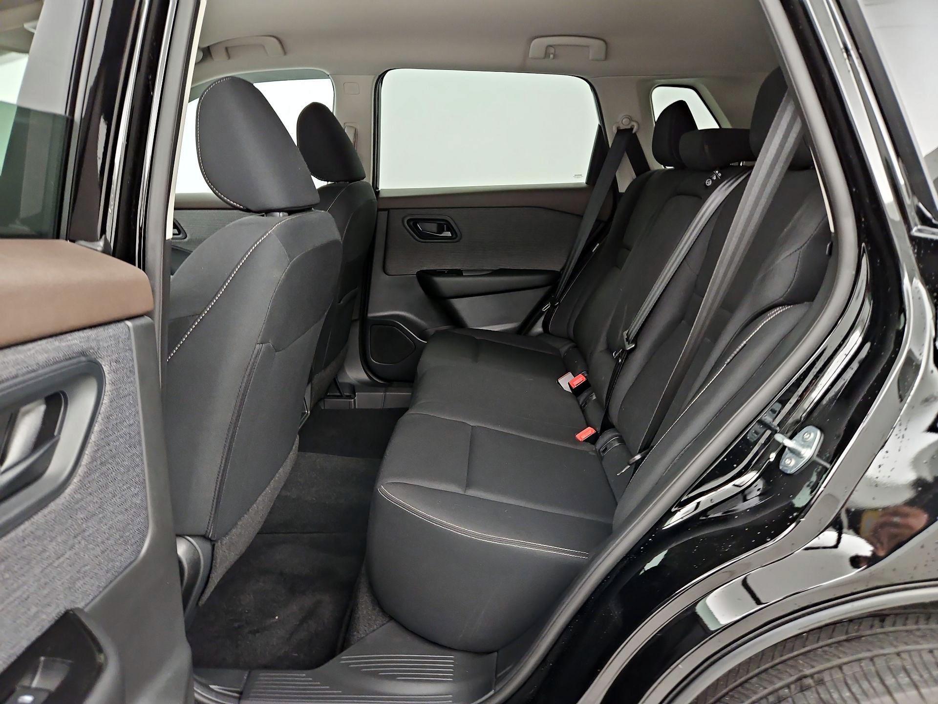 Thumbnail: 2023 Nissan Rogue - 19