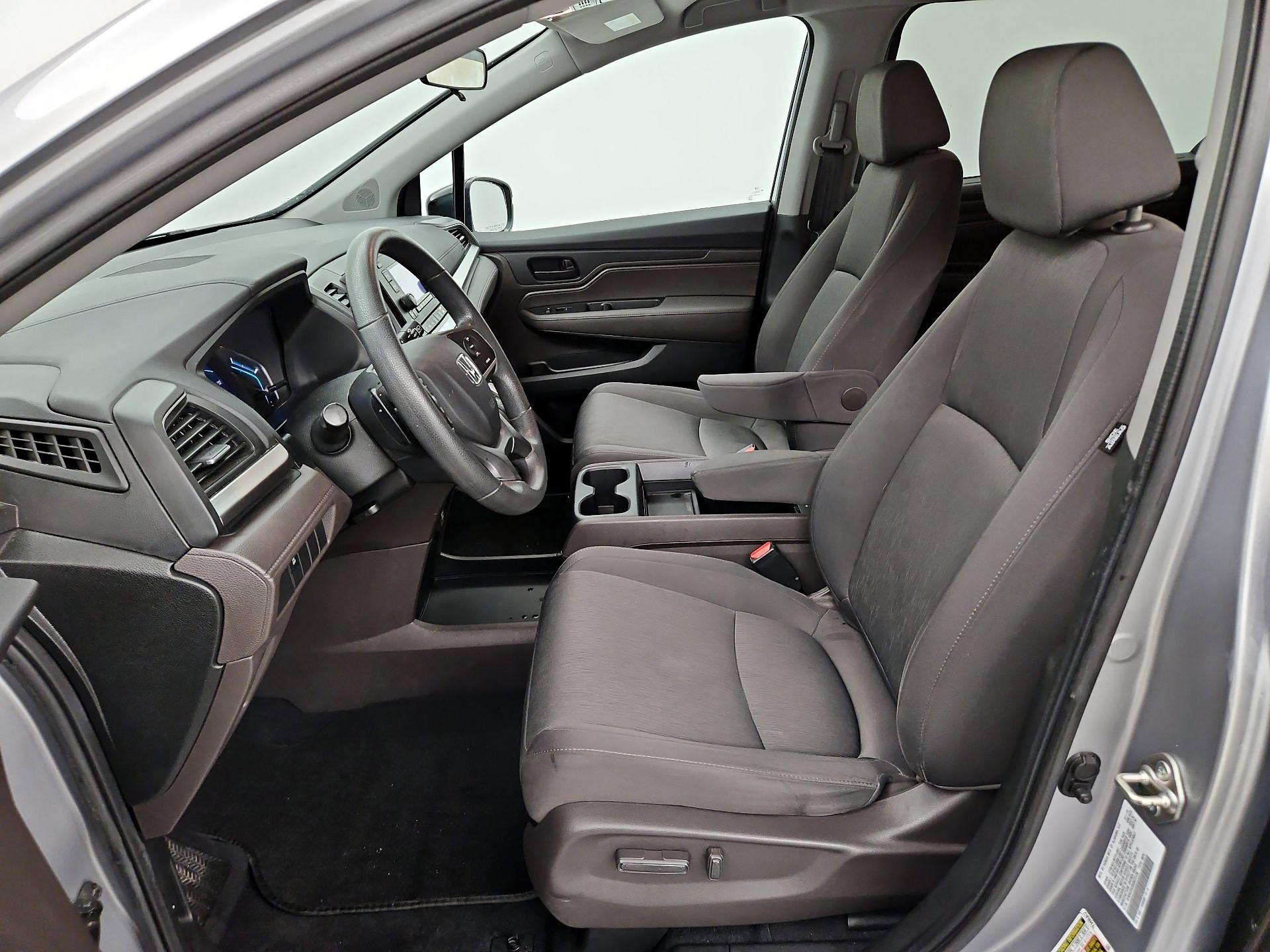 Thumbnail: 2019 Honda Odyssey - 11