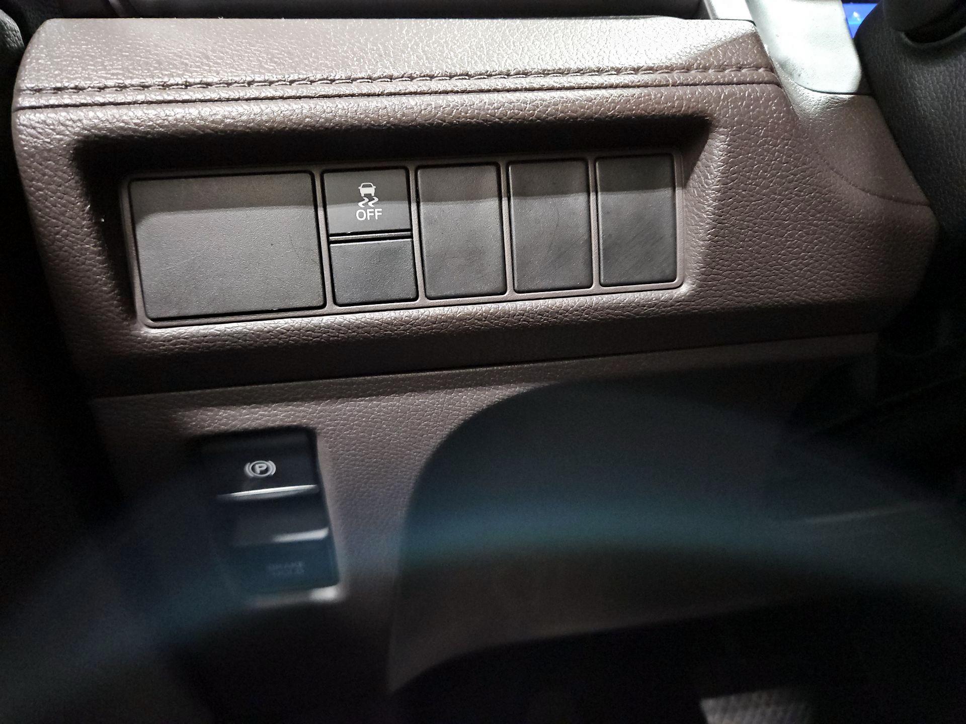 Thumbnail: 2019 Honda Odyssey - 13