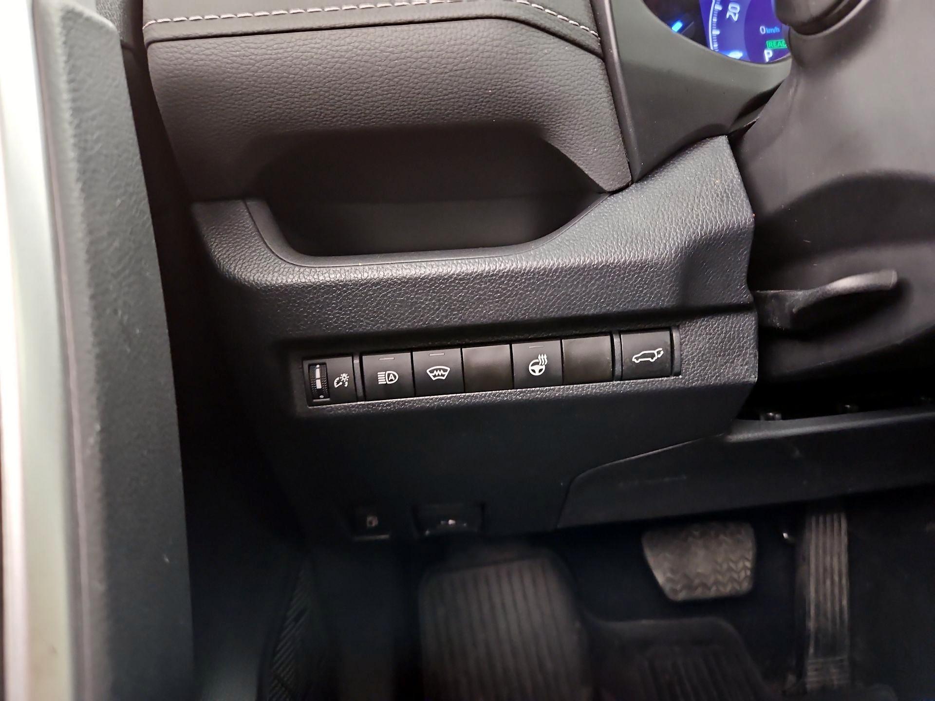 Thumbnail: 2023 Toyota RAV4 - 13