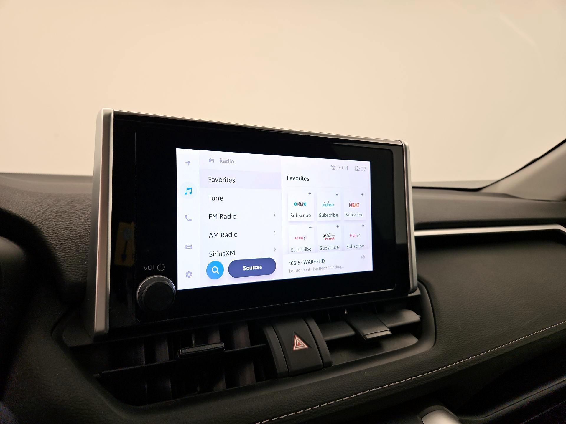 Thumbnail: 2023 Toyota RAV4 - 16