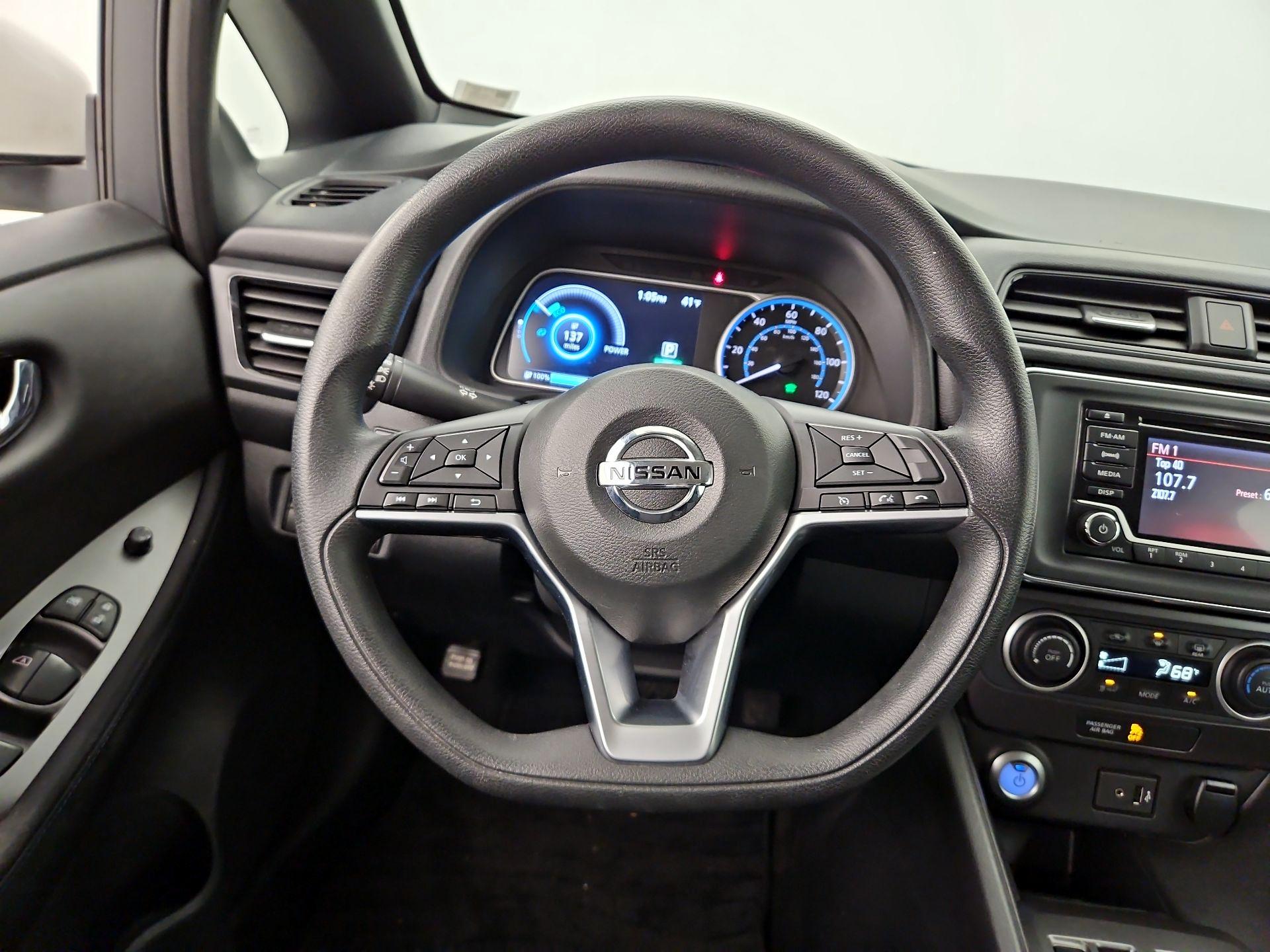 Thumbnail: 2019 Nissan Leaf - 10