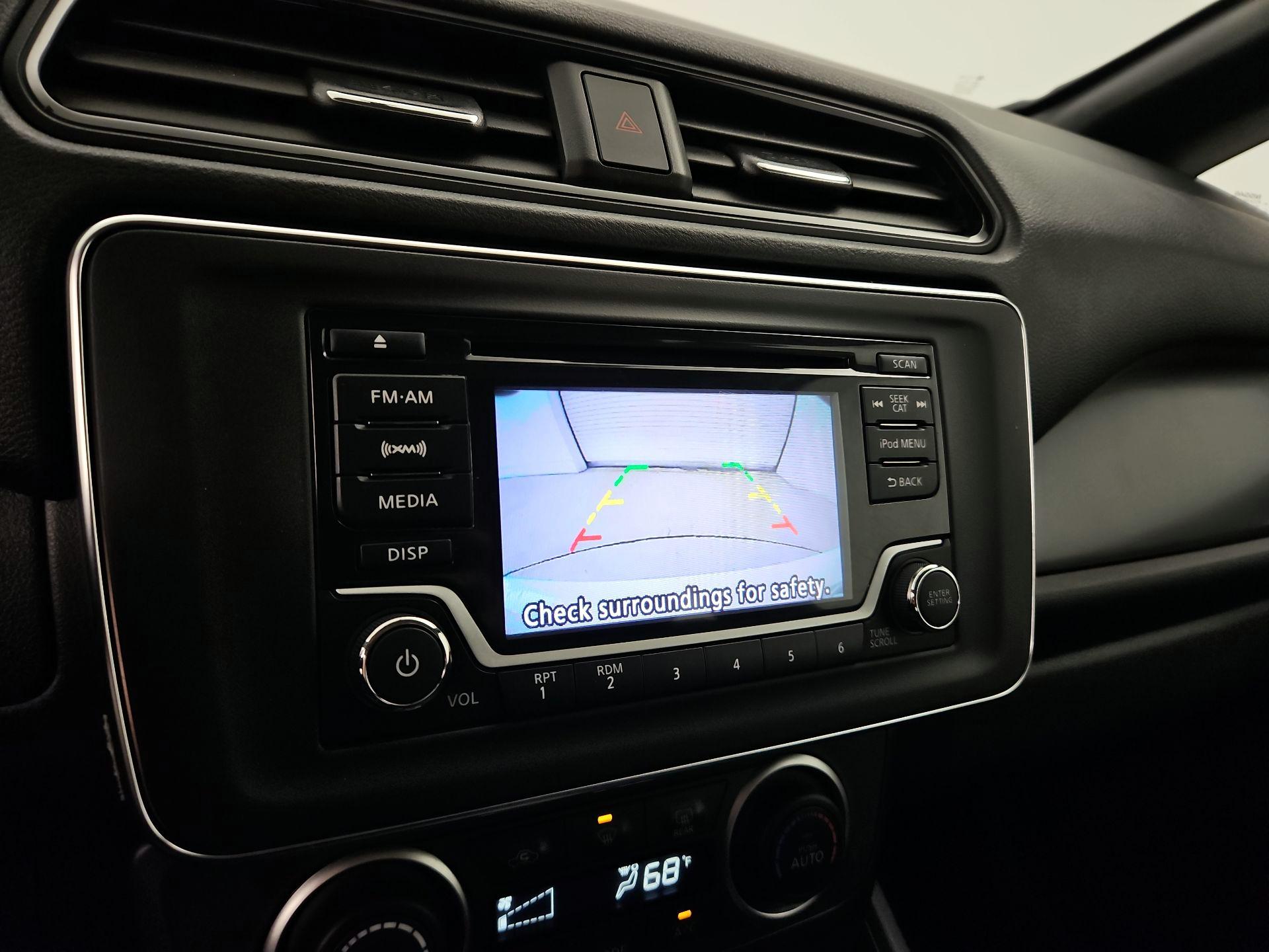 Thumbnail: 2019 Nissan Leaf - 14