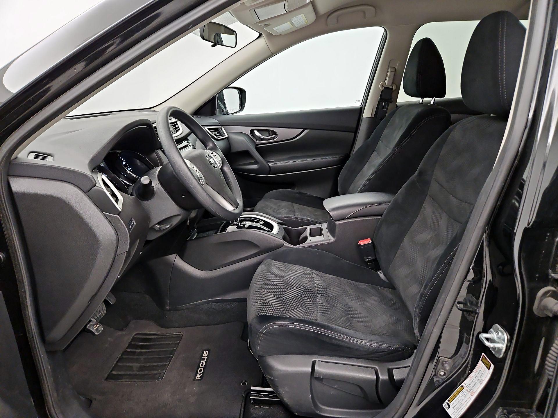 Thumbnail: 2016 Nissan Rogue - 11