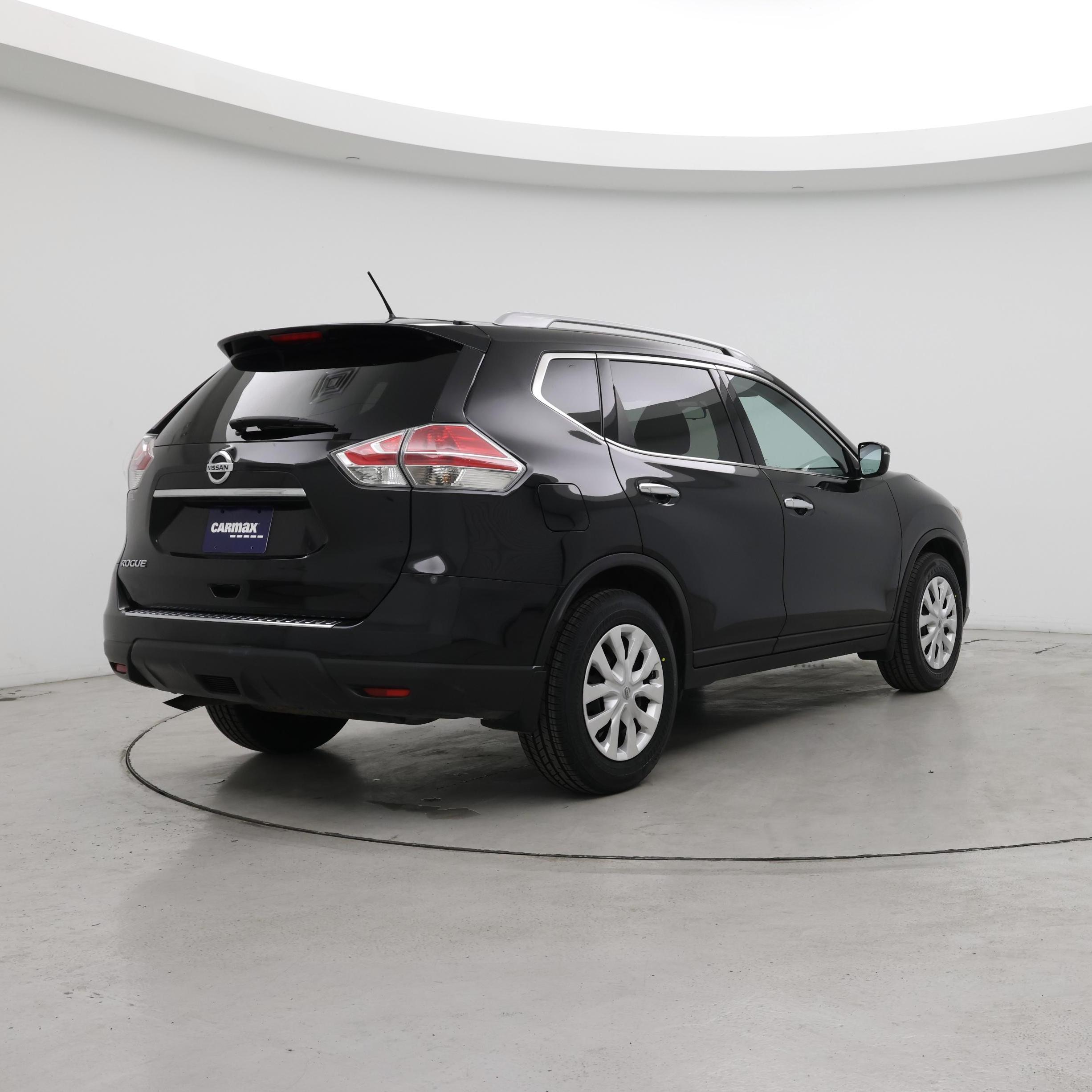 Thumbnail: 2016 Nissan Rogue - 8