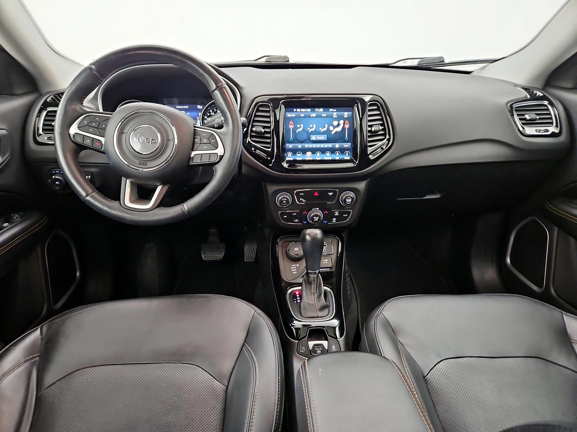 Thumbnail: 2018 Jeep Compass - 9