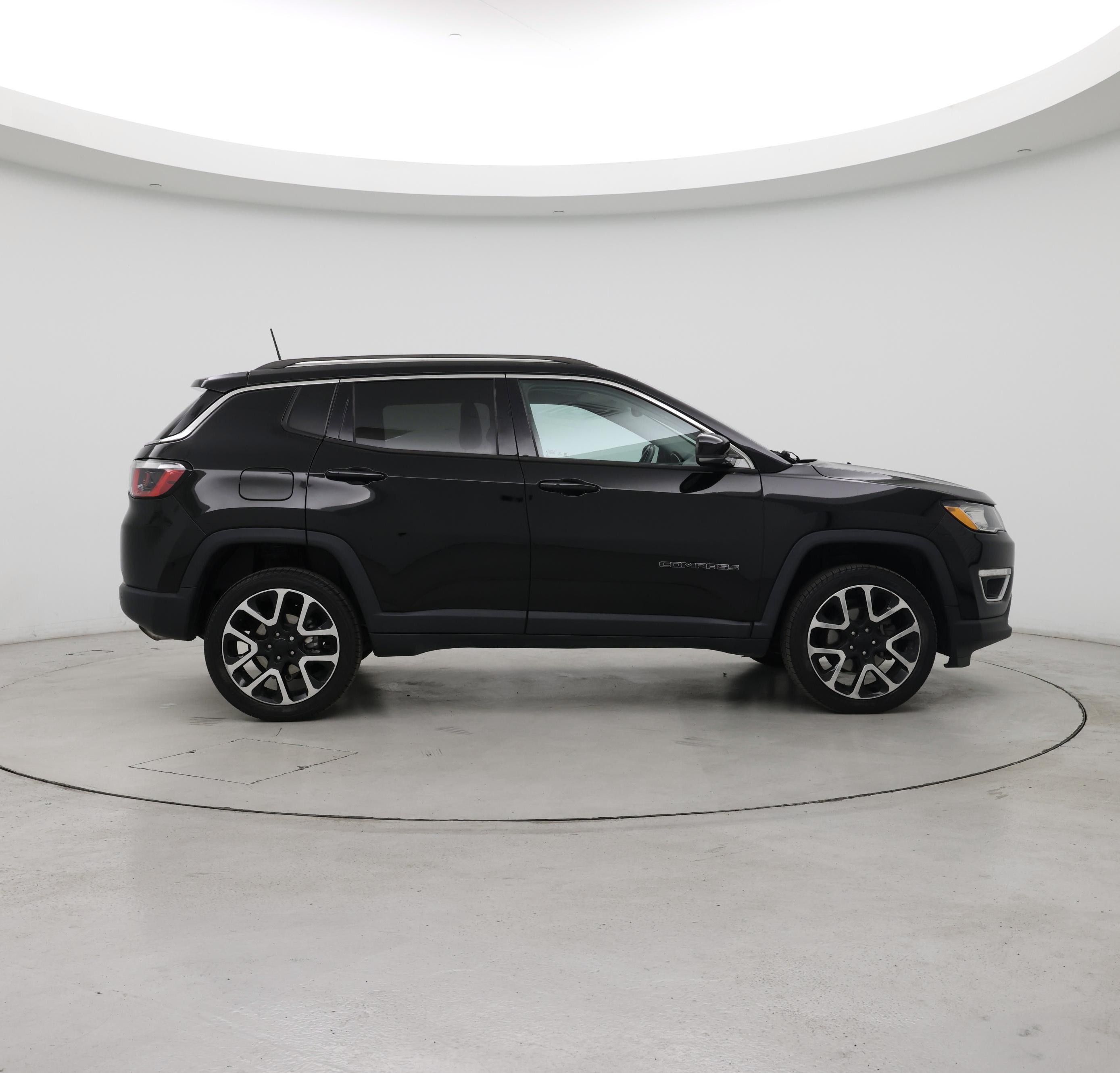 Thumbnail: 2018 Jeep Compass - 7