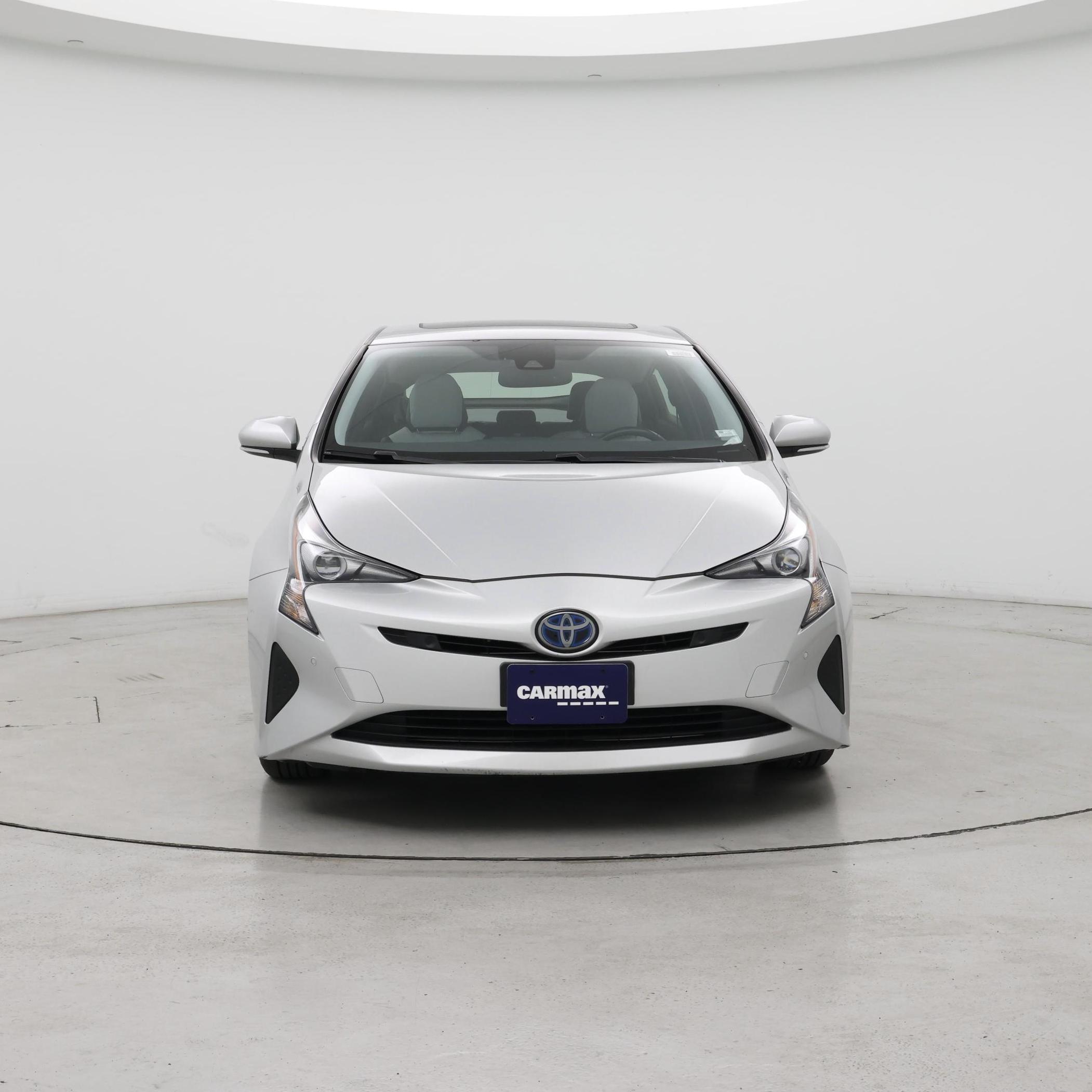 Thumbnail: 2017 Toyota Prius - 5