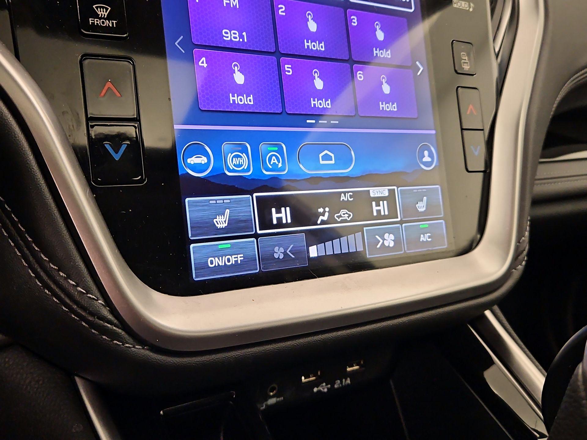 Thumbnail: 2022 Subaru Outback - 17