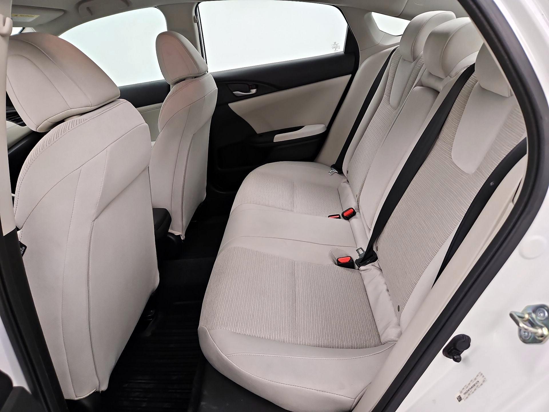 Thumbnail: 2019 Honda Insight - 19