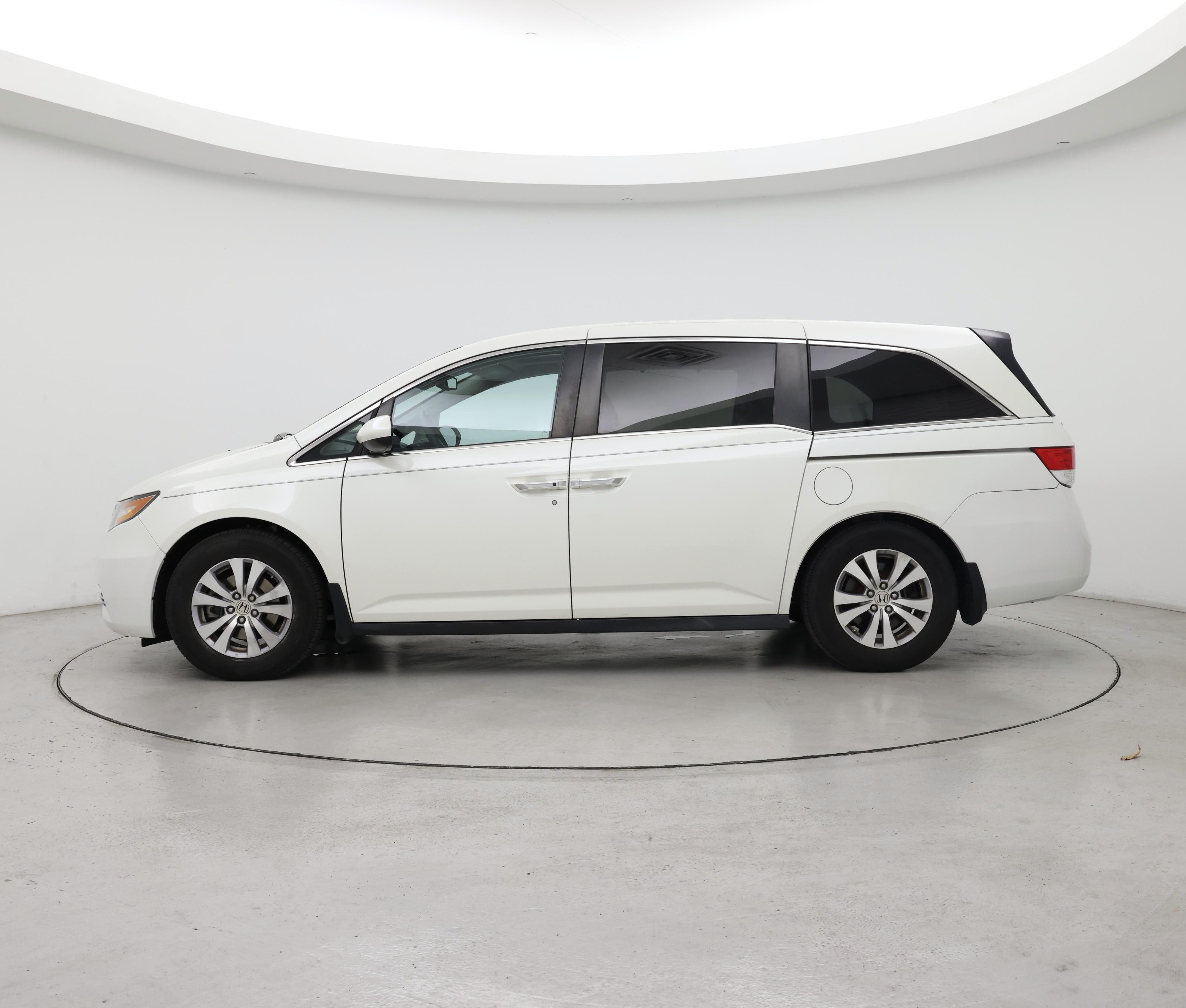 Thumbnail: 2016 Honda Odyssey - 3